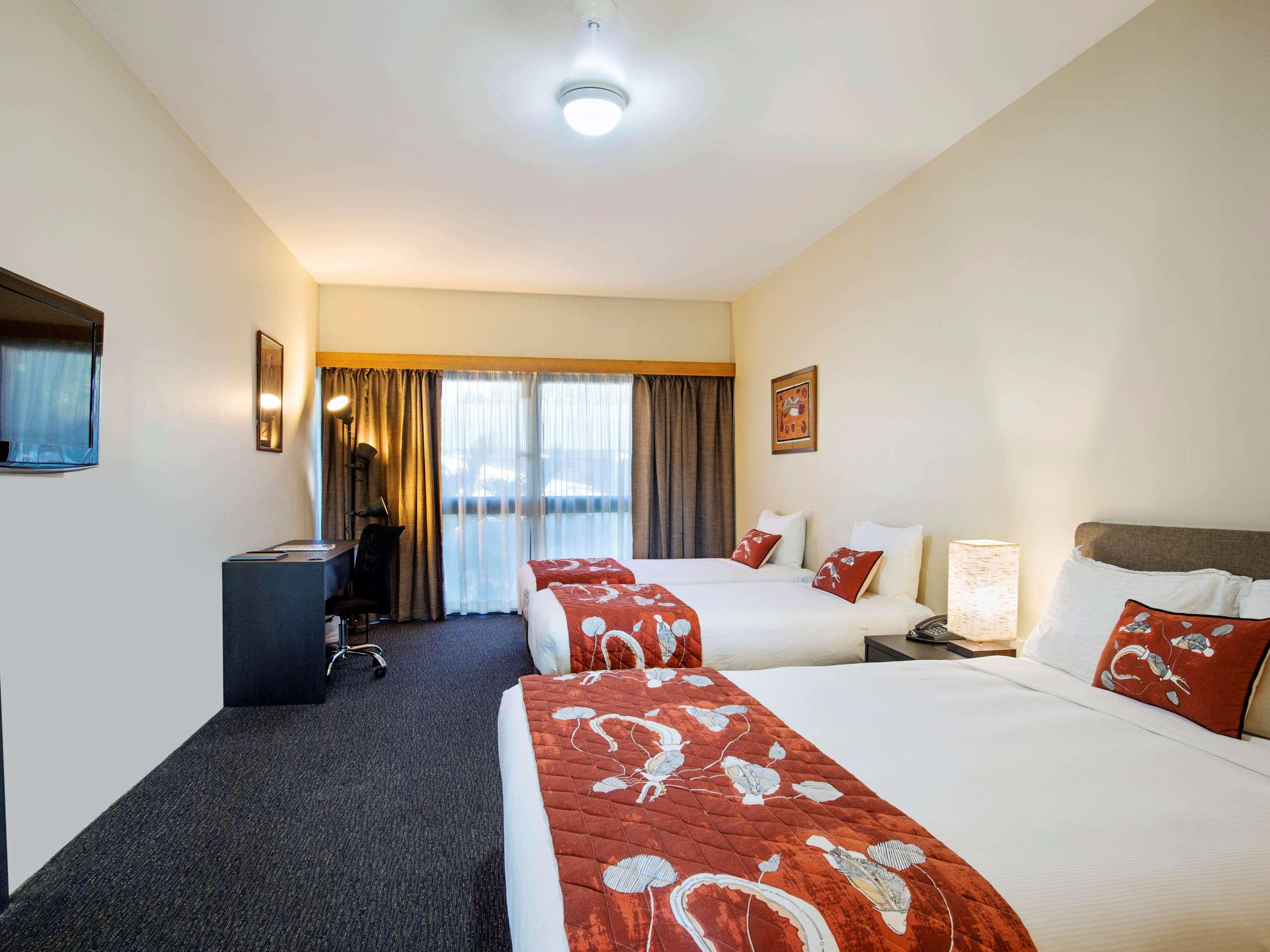 Family Room Queen Size Bed