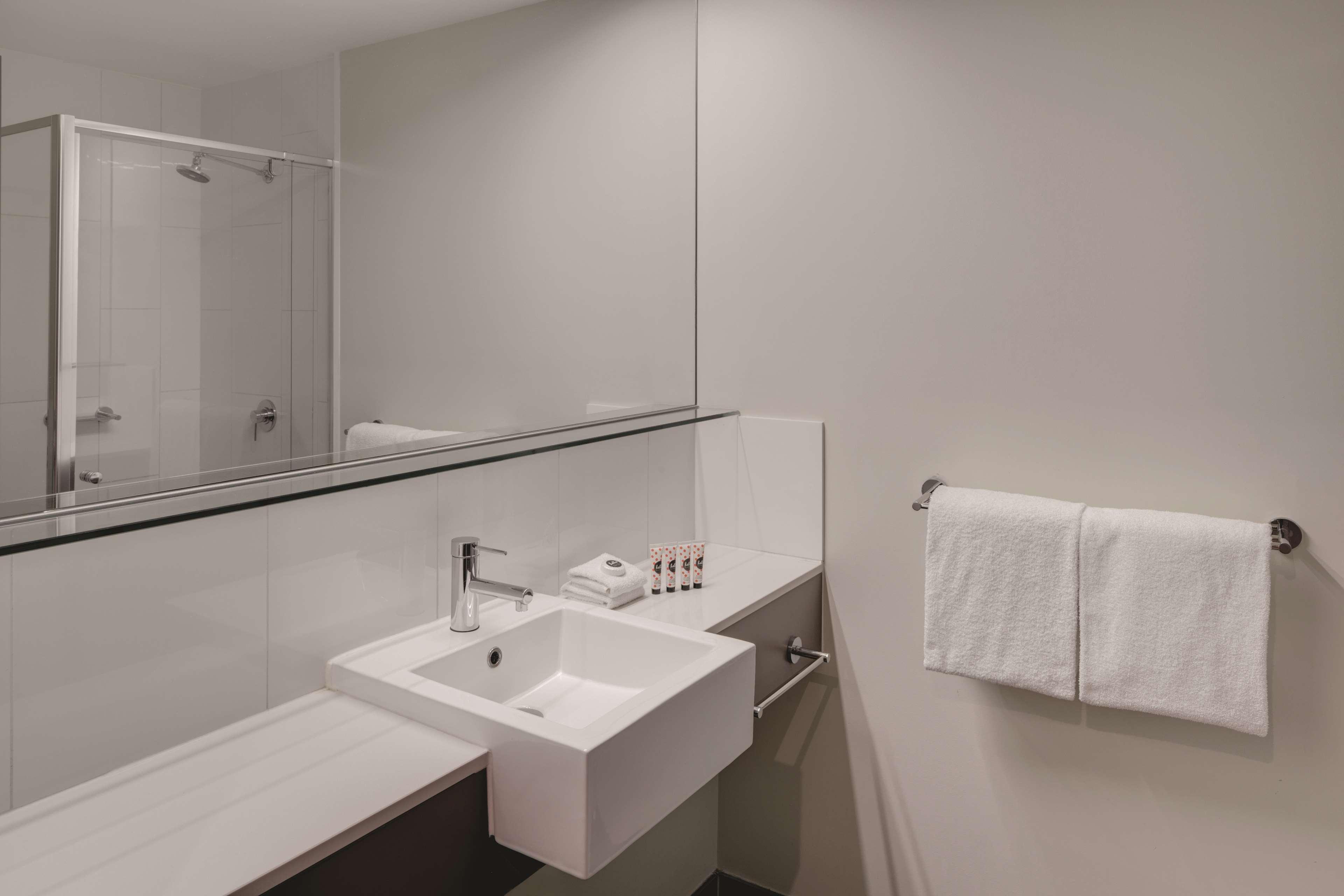 Twin Guest Room