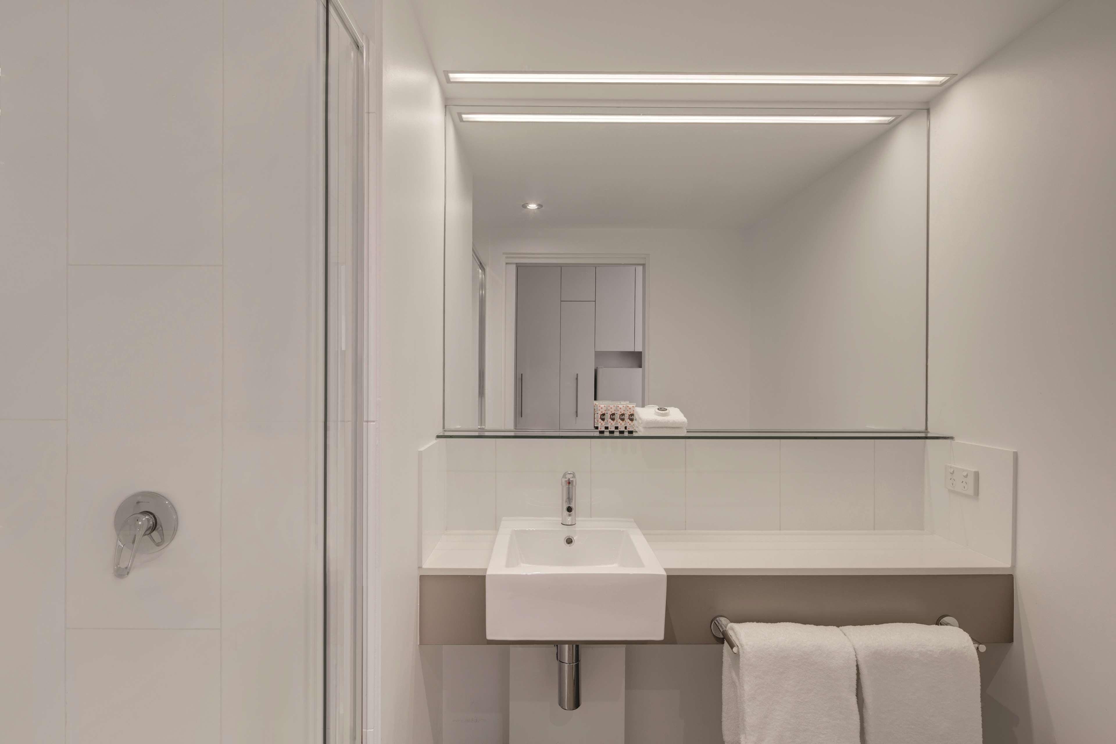Twin Guest Room