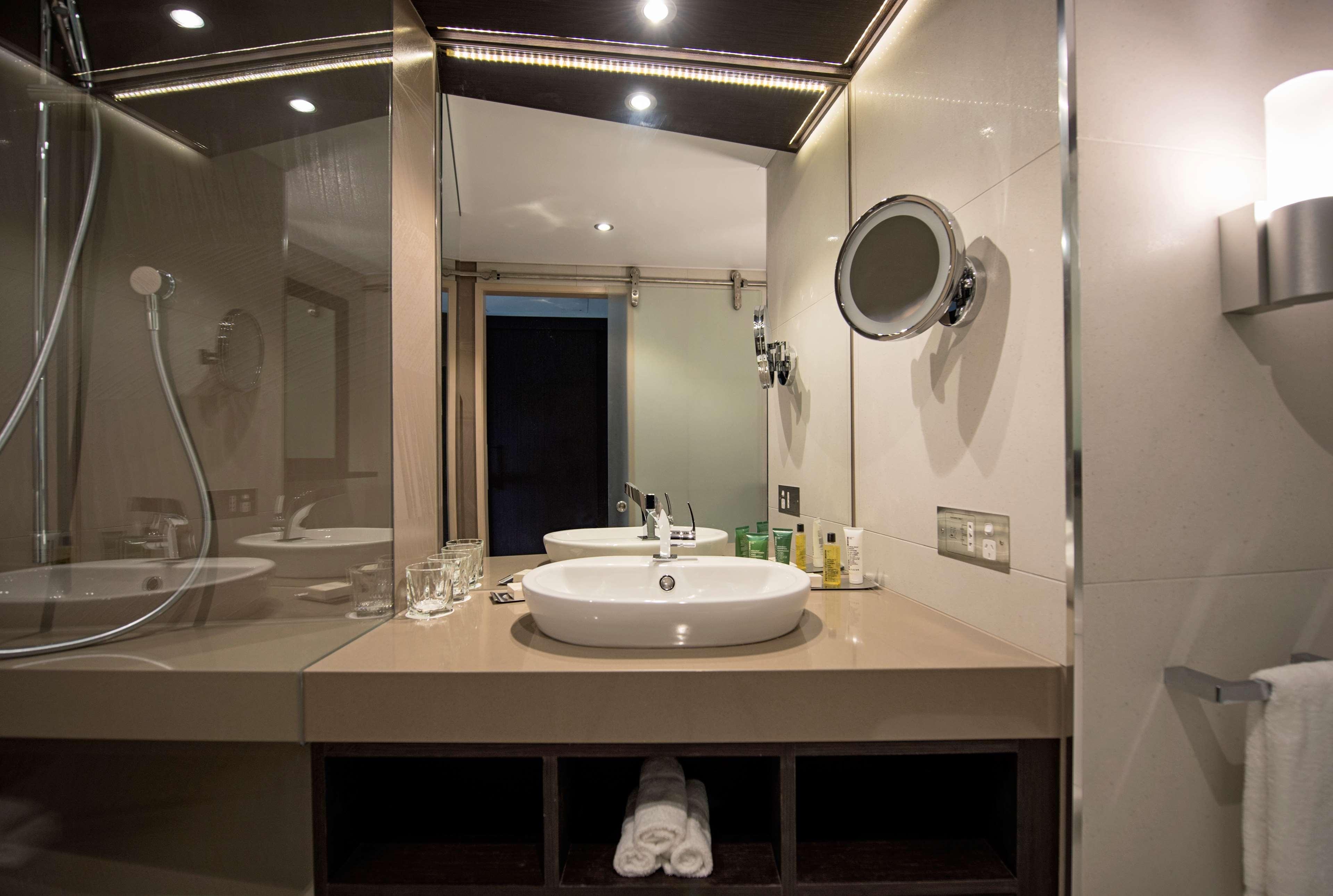 Double Executive King Bed