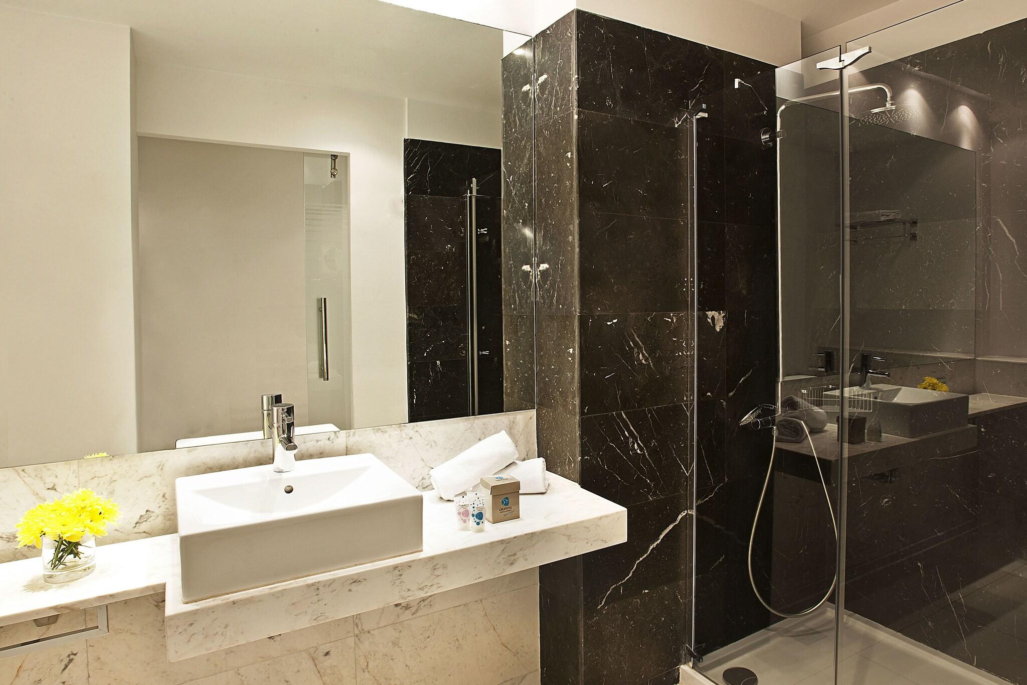 Family Room Three Beds