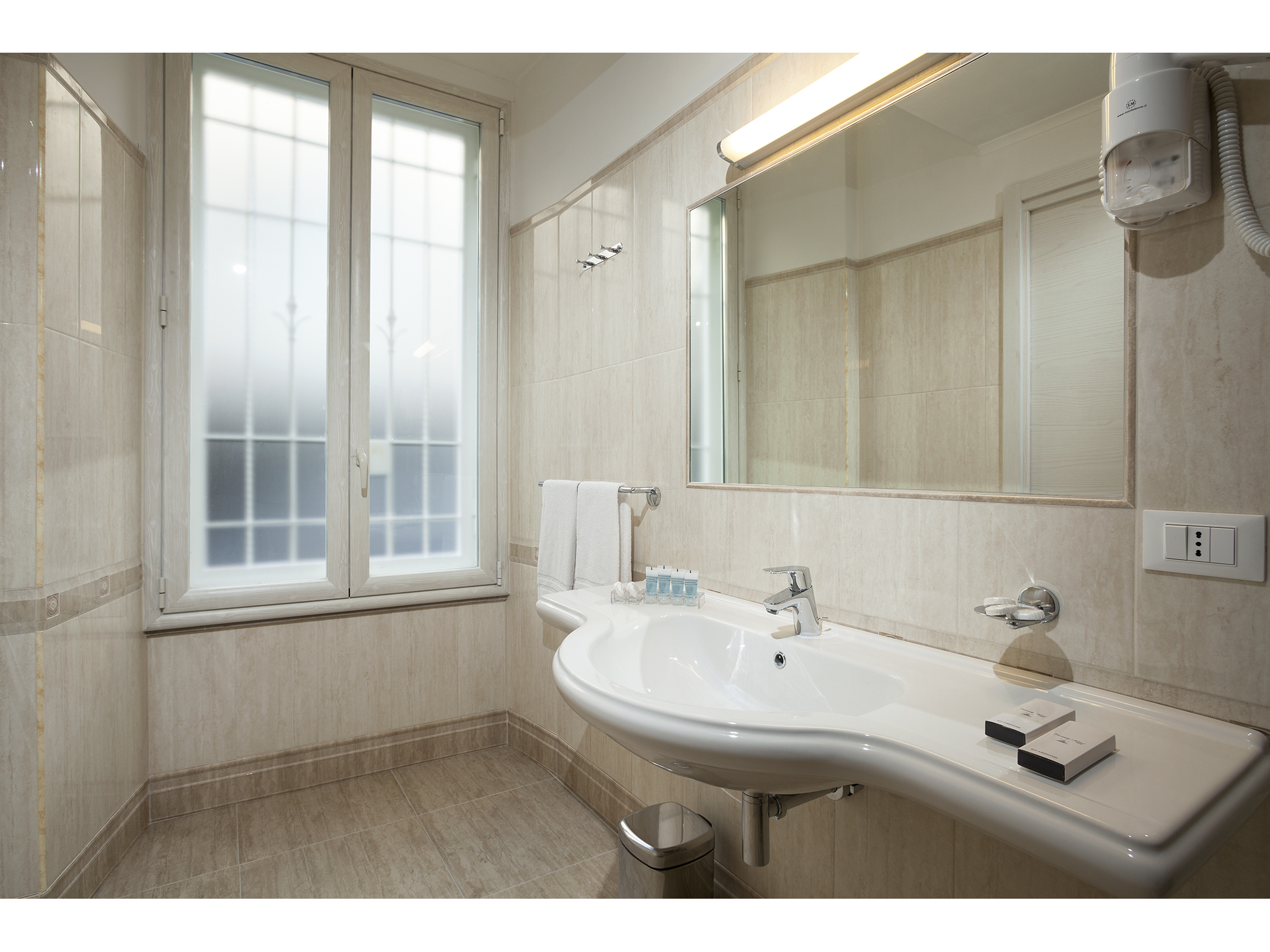 Double or Twin Annex