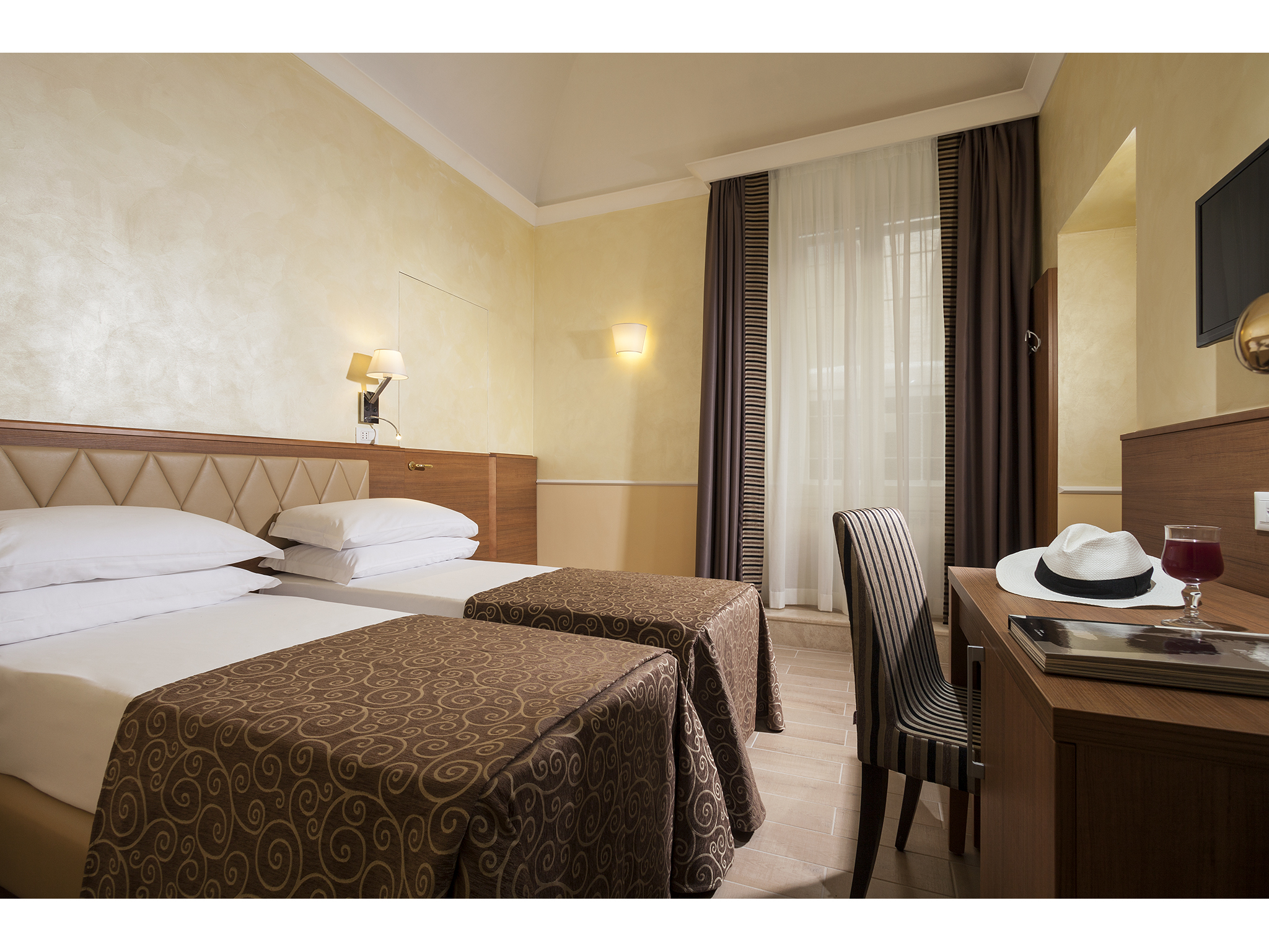 Double or Twin Annex