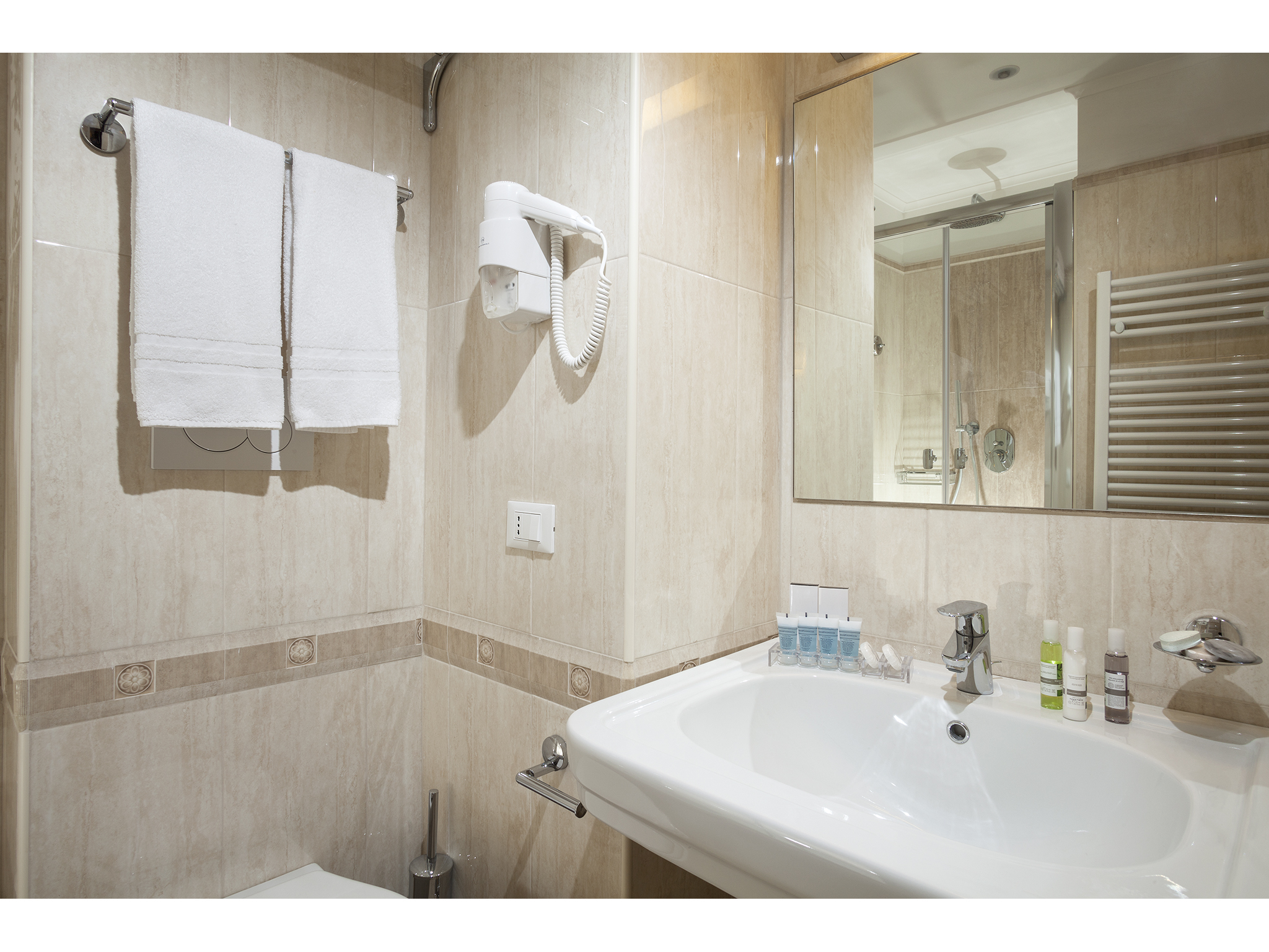 Double or Twin Annex