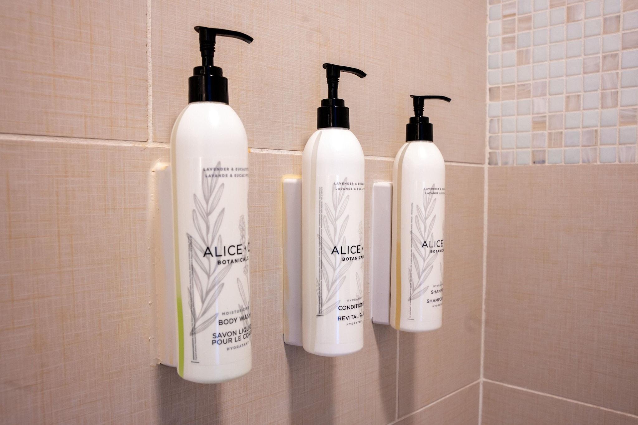 Studio King Size Bed