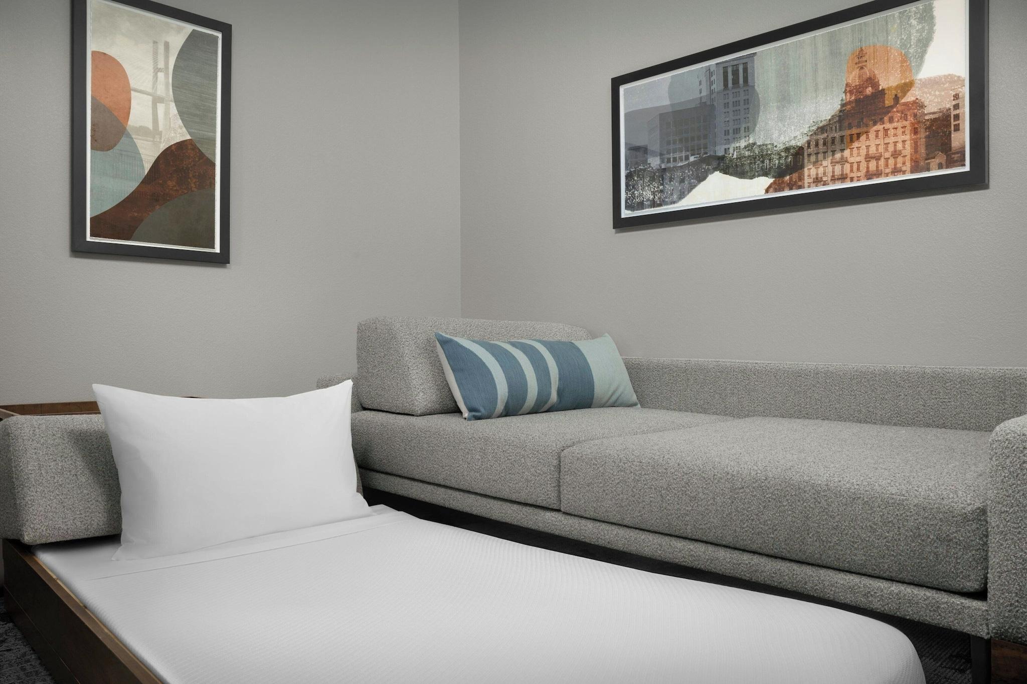 Studio King Size Bed