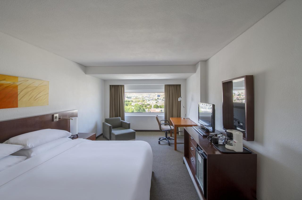 Room Deluxe King Bed