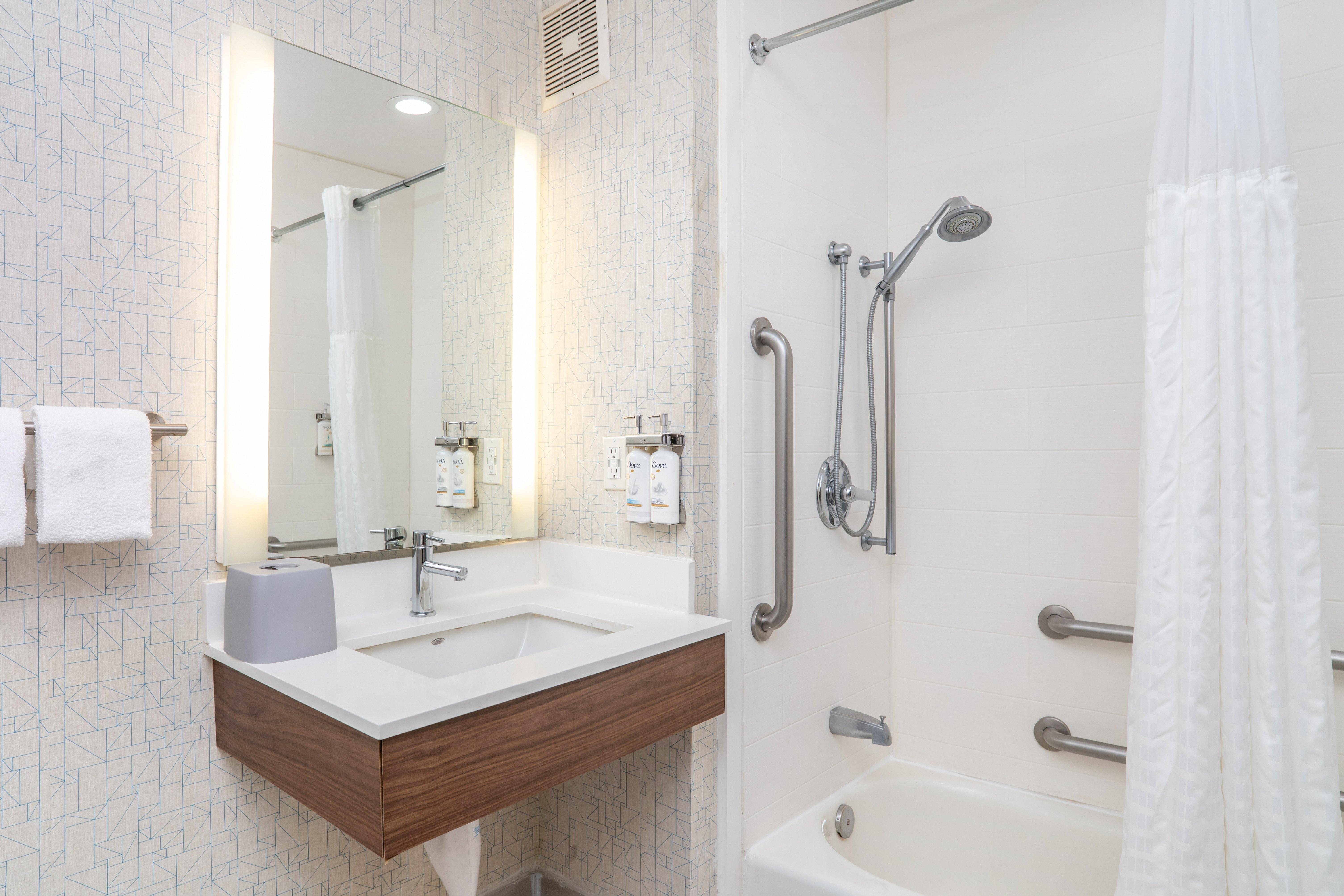 Suite Accessible-two Queen Beds