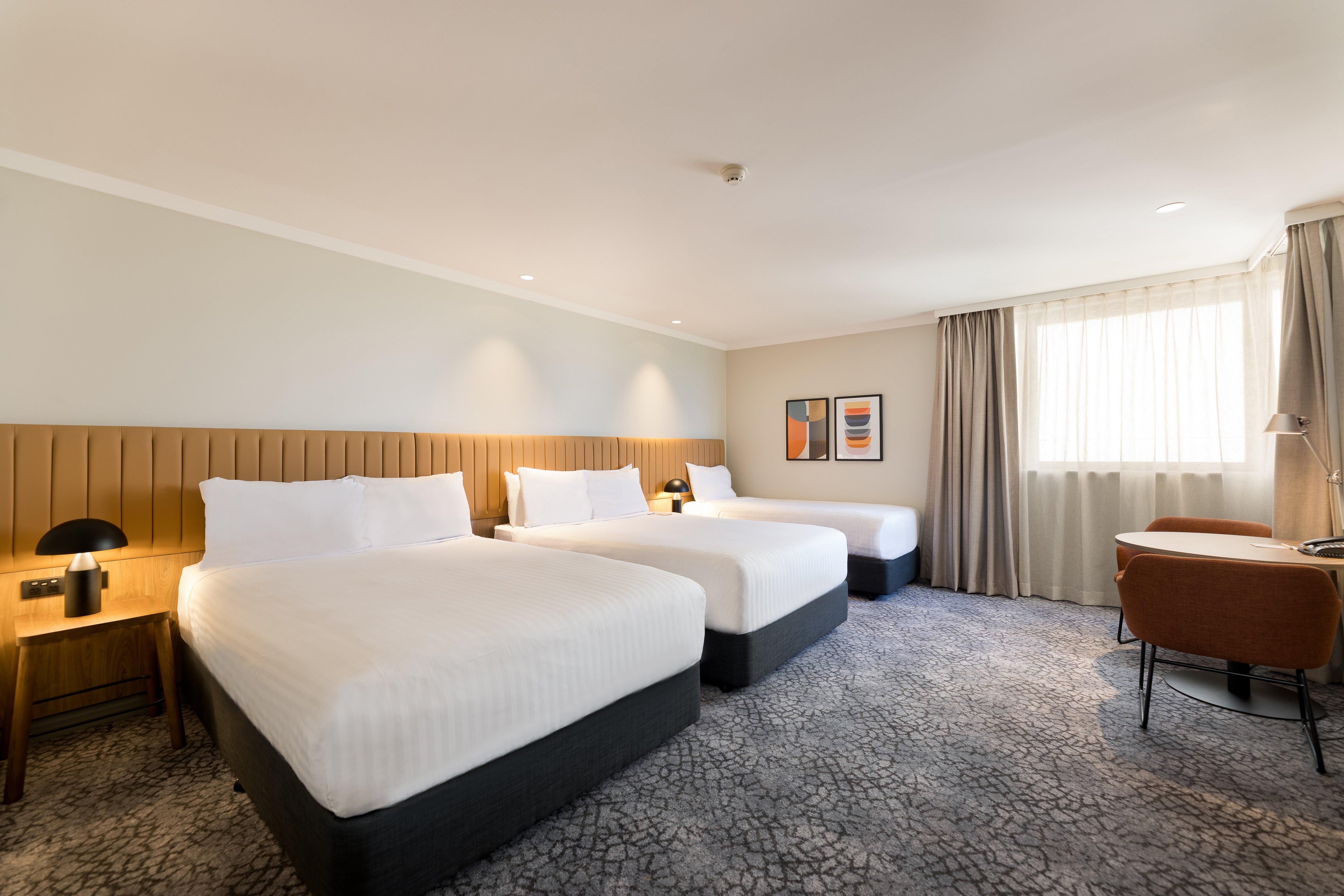 Room Capacity 5