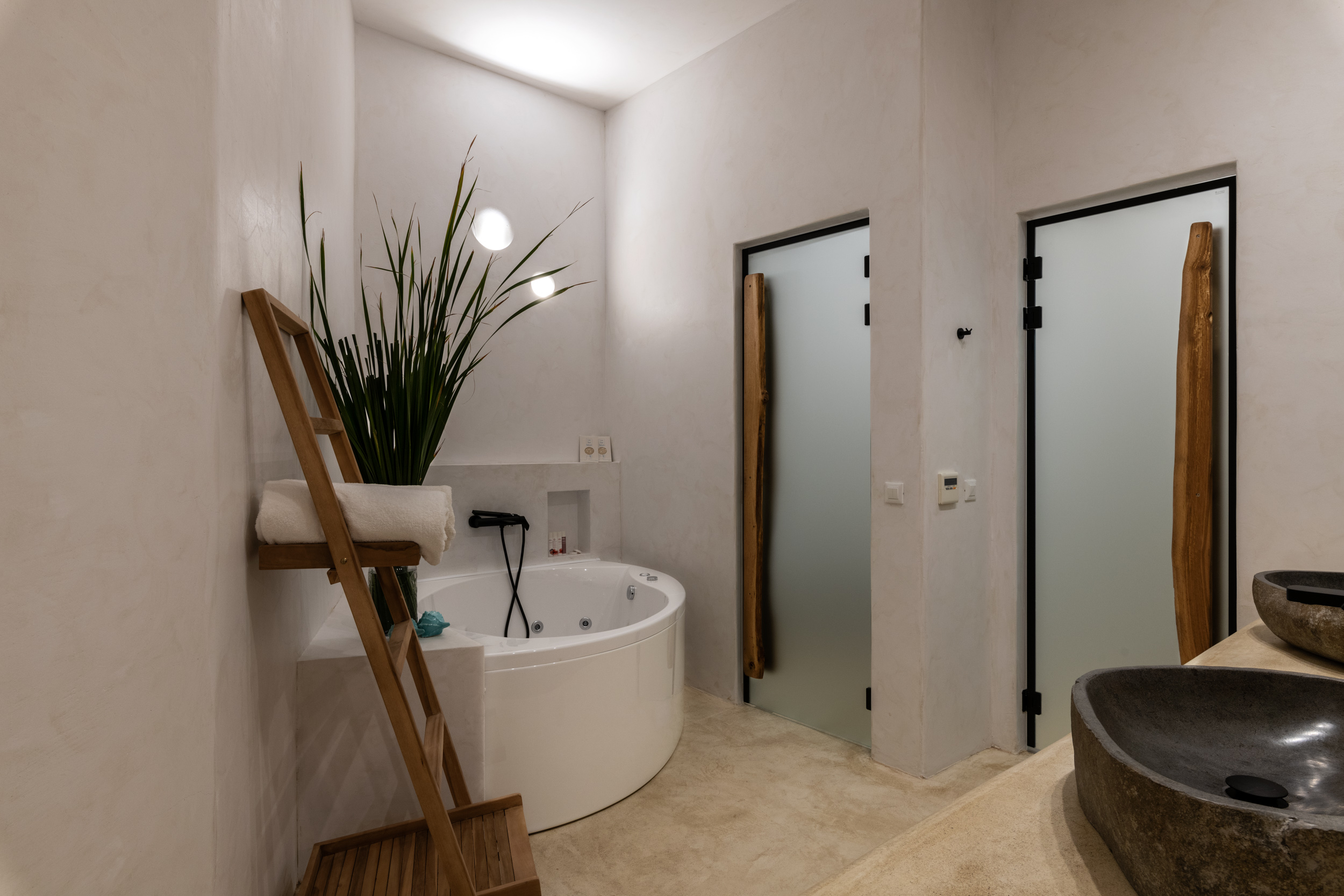 Suite with Private Pool