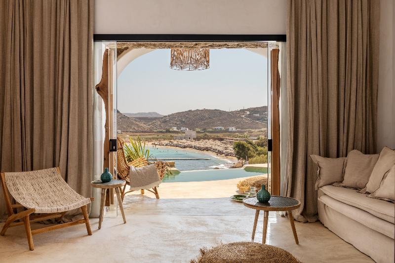 Suite Sea View with Private Pool