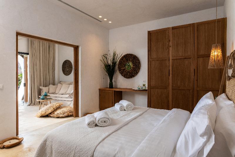 Suite Sea View with Private Pool