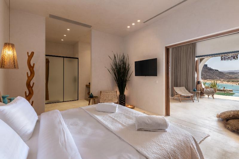 Suite Sea View with Private Pool