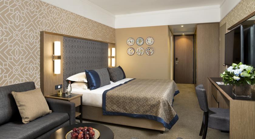 Family Room Standard