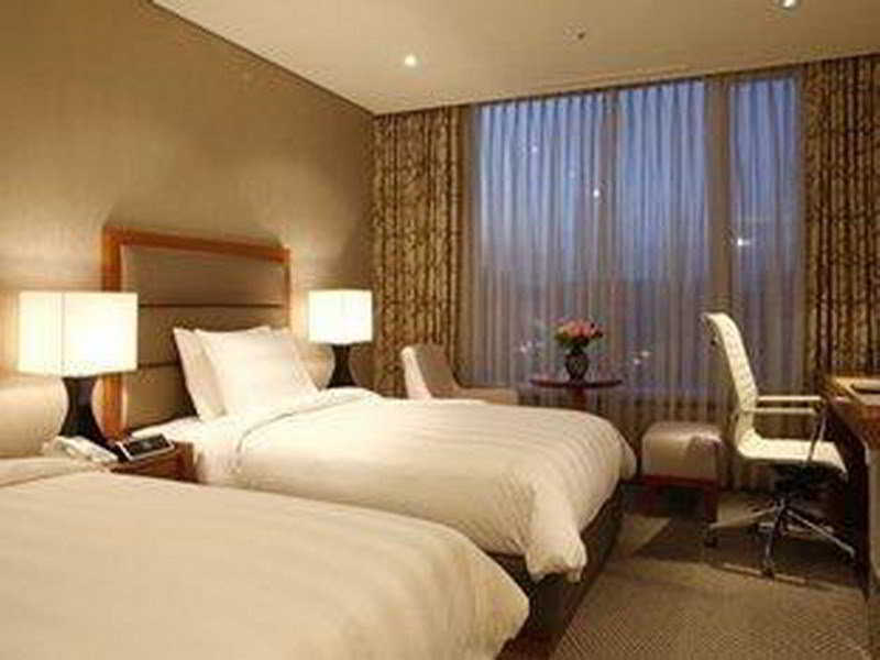 Family Room Deluxe Two Beds