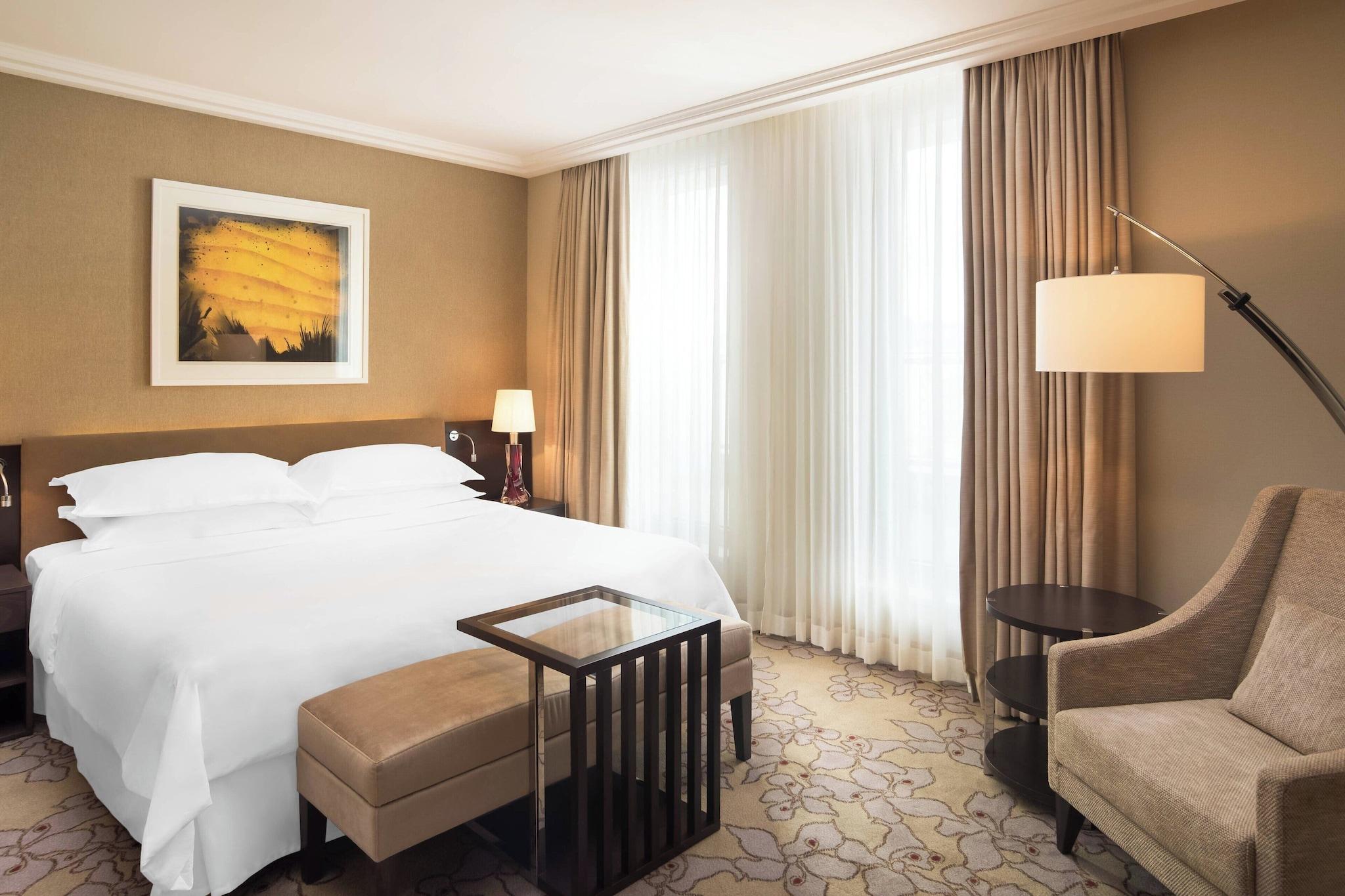 Suite Executive King Bed