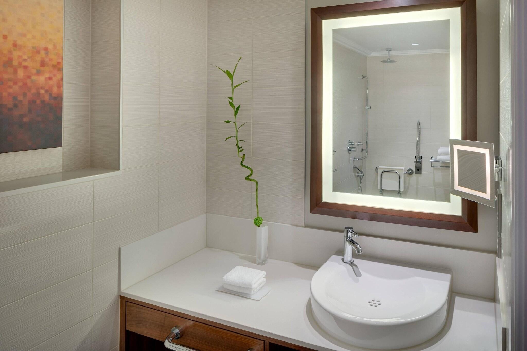 Double Classic King Bed