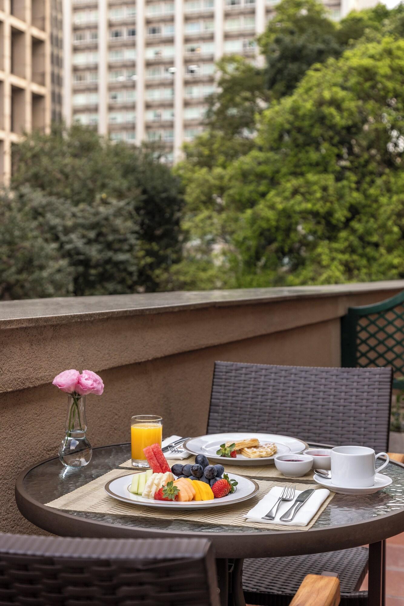 Junior Suite King Size Bed