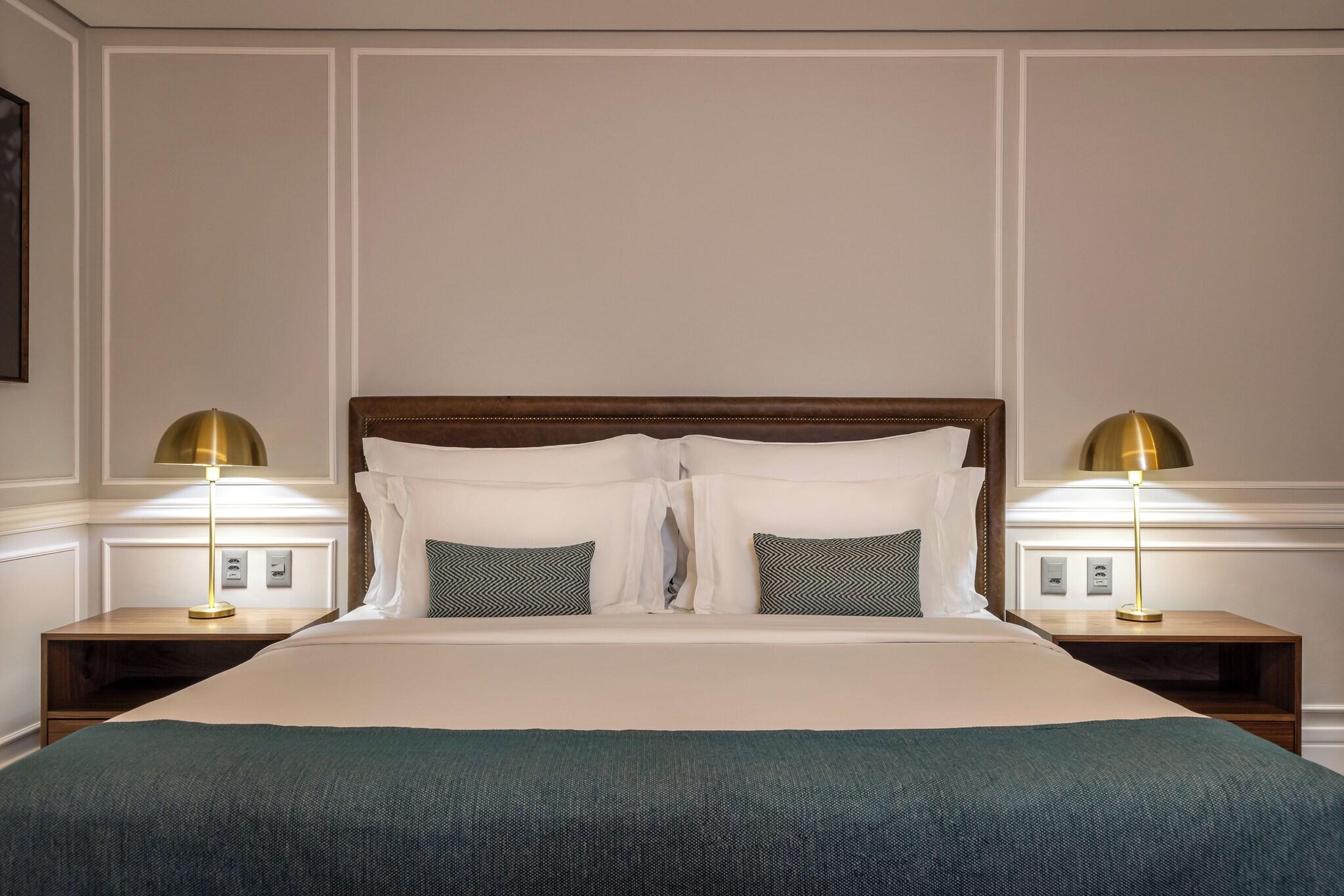 Junior Suite King Size Bed