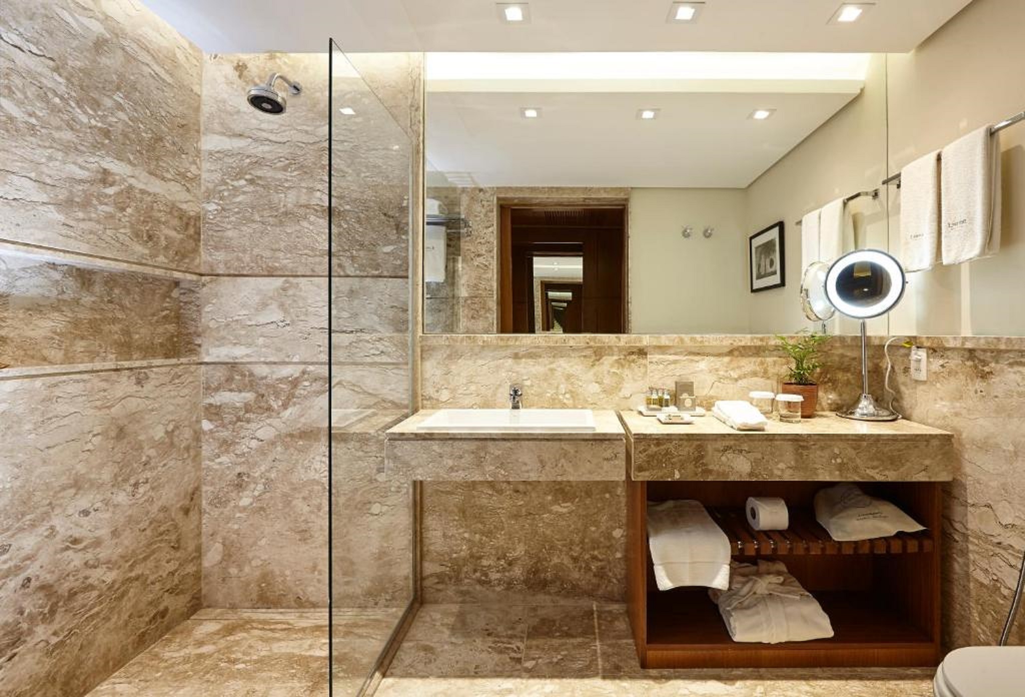 Double Executive King Bed