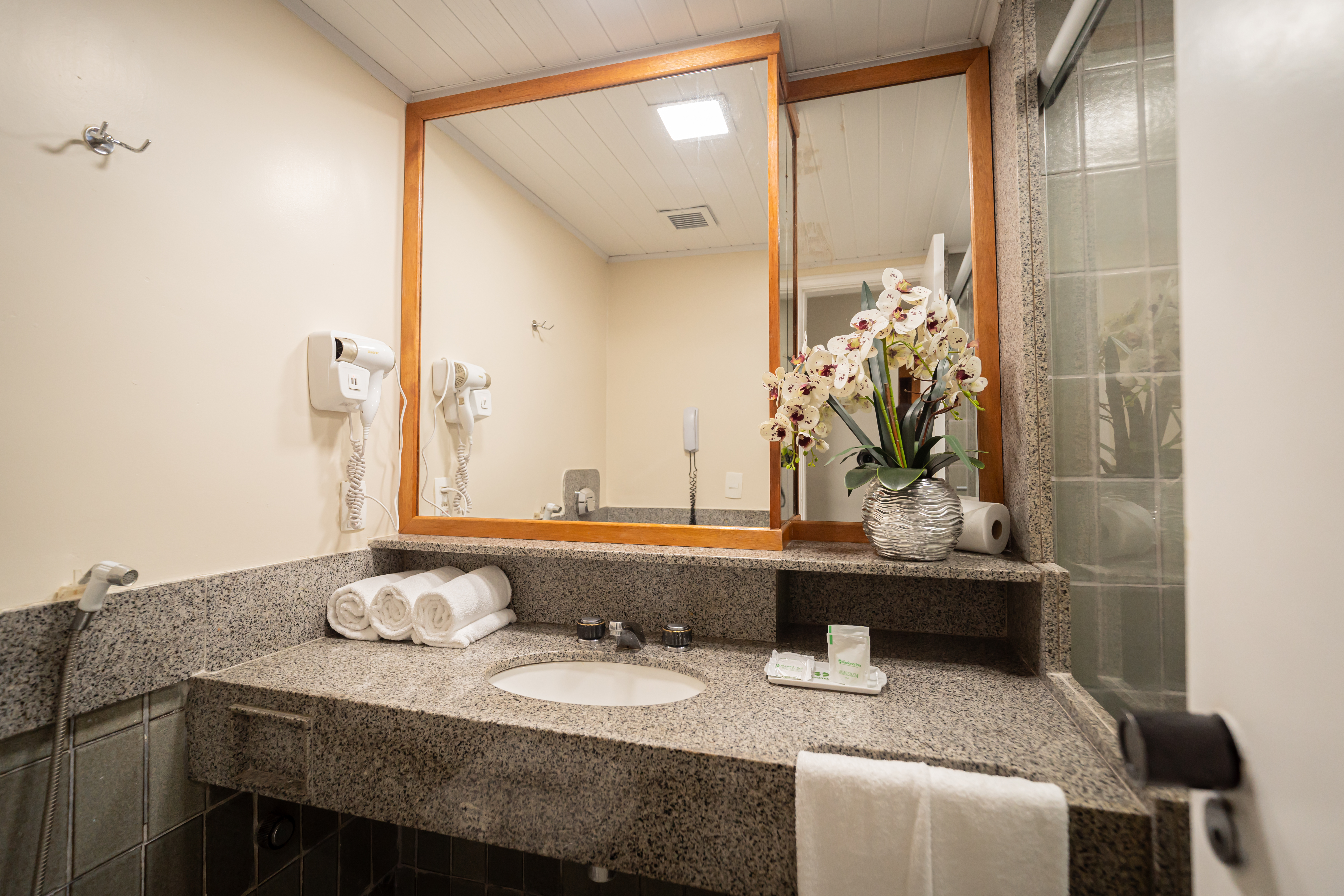 Single Deluxe Three Bedroom