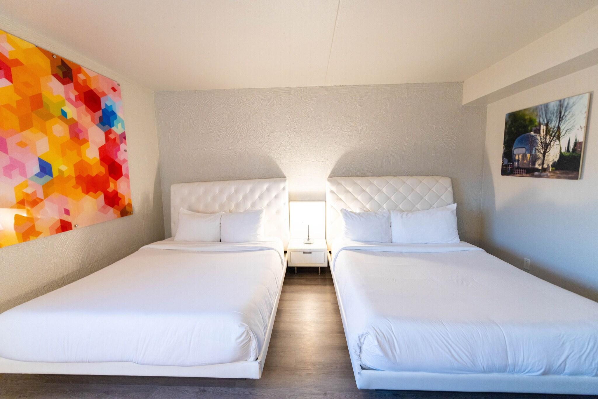 Double Deluxe Two Queen Beds