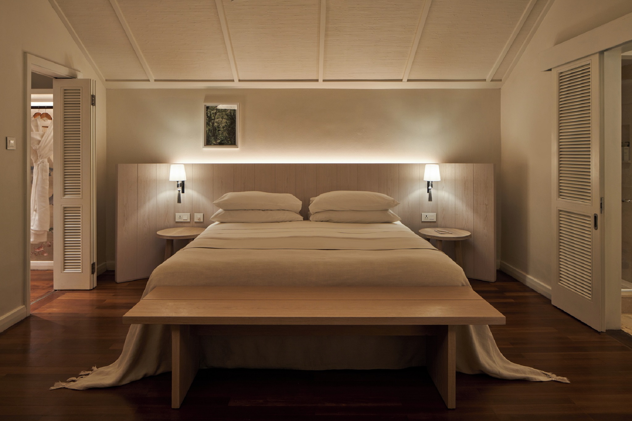 Junior Suite King Size Bed