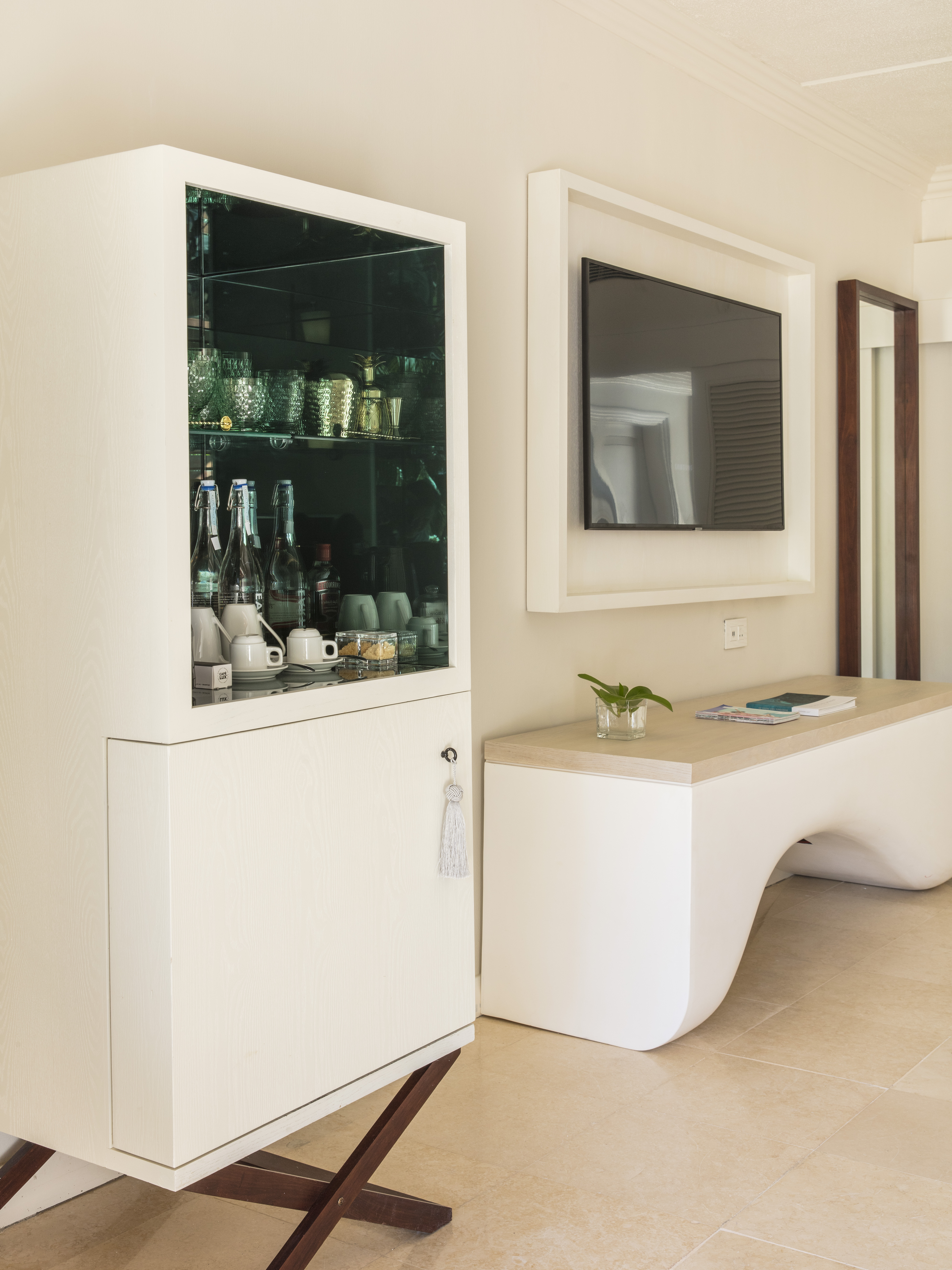 Junior Suite King Size Bed