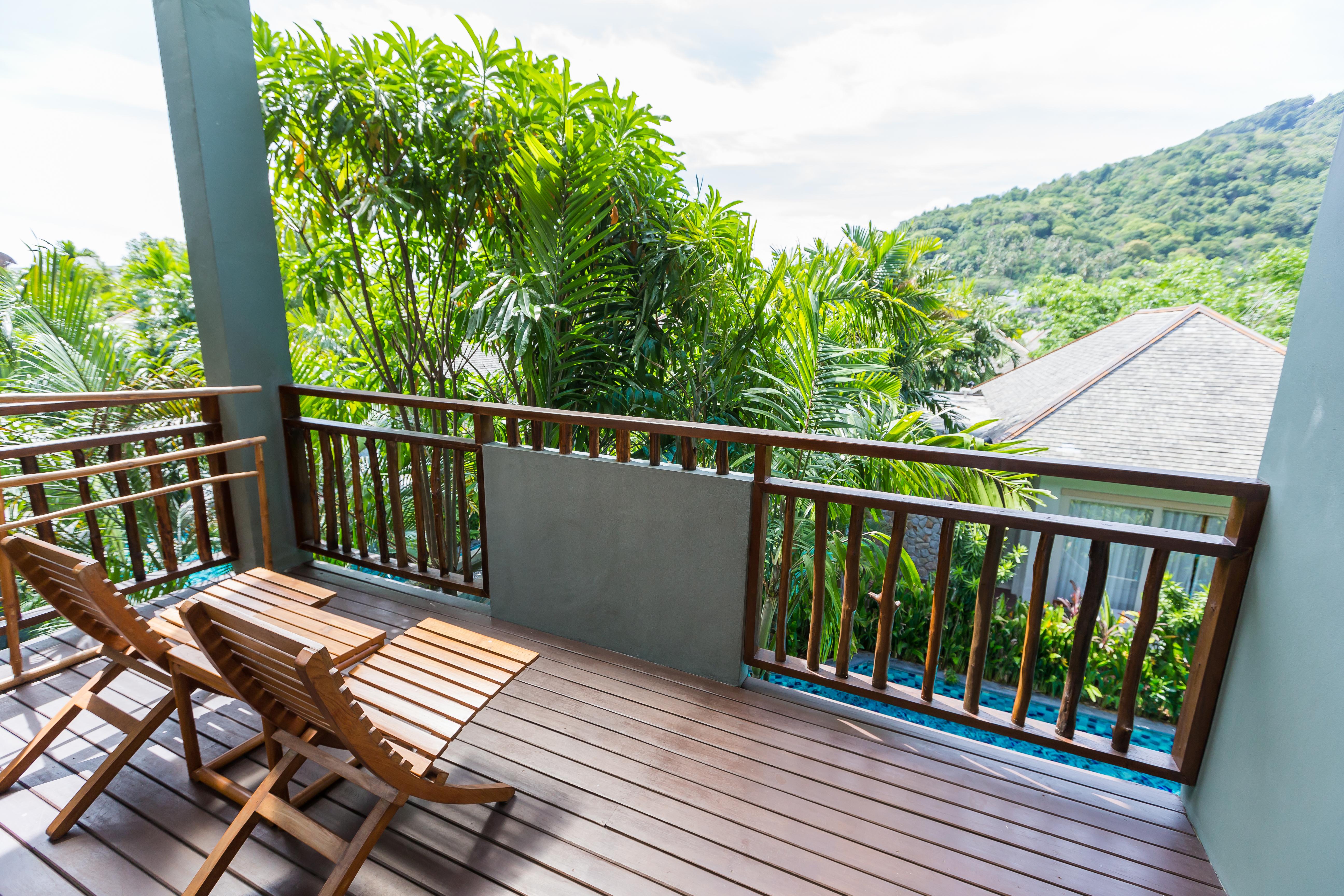 Double or Twin Deluxe Pool View