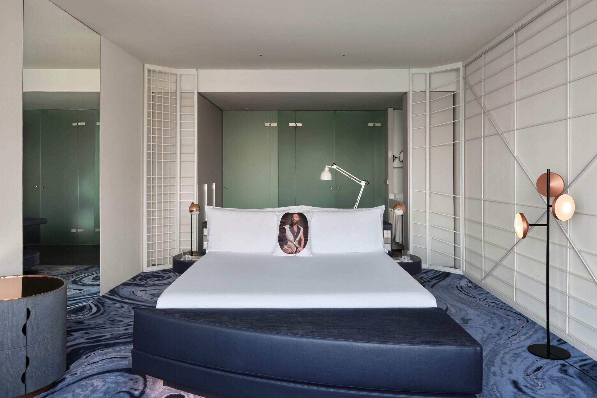 Double King Size Bed