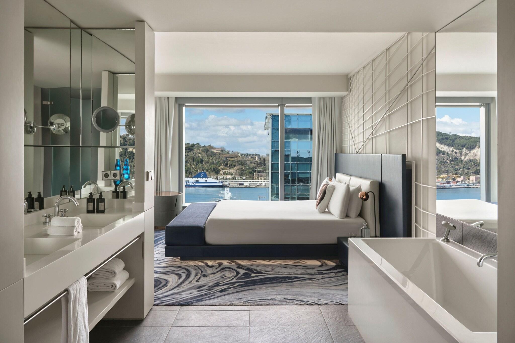 Studio King Size Bed