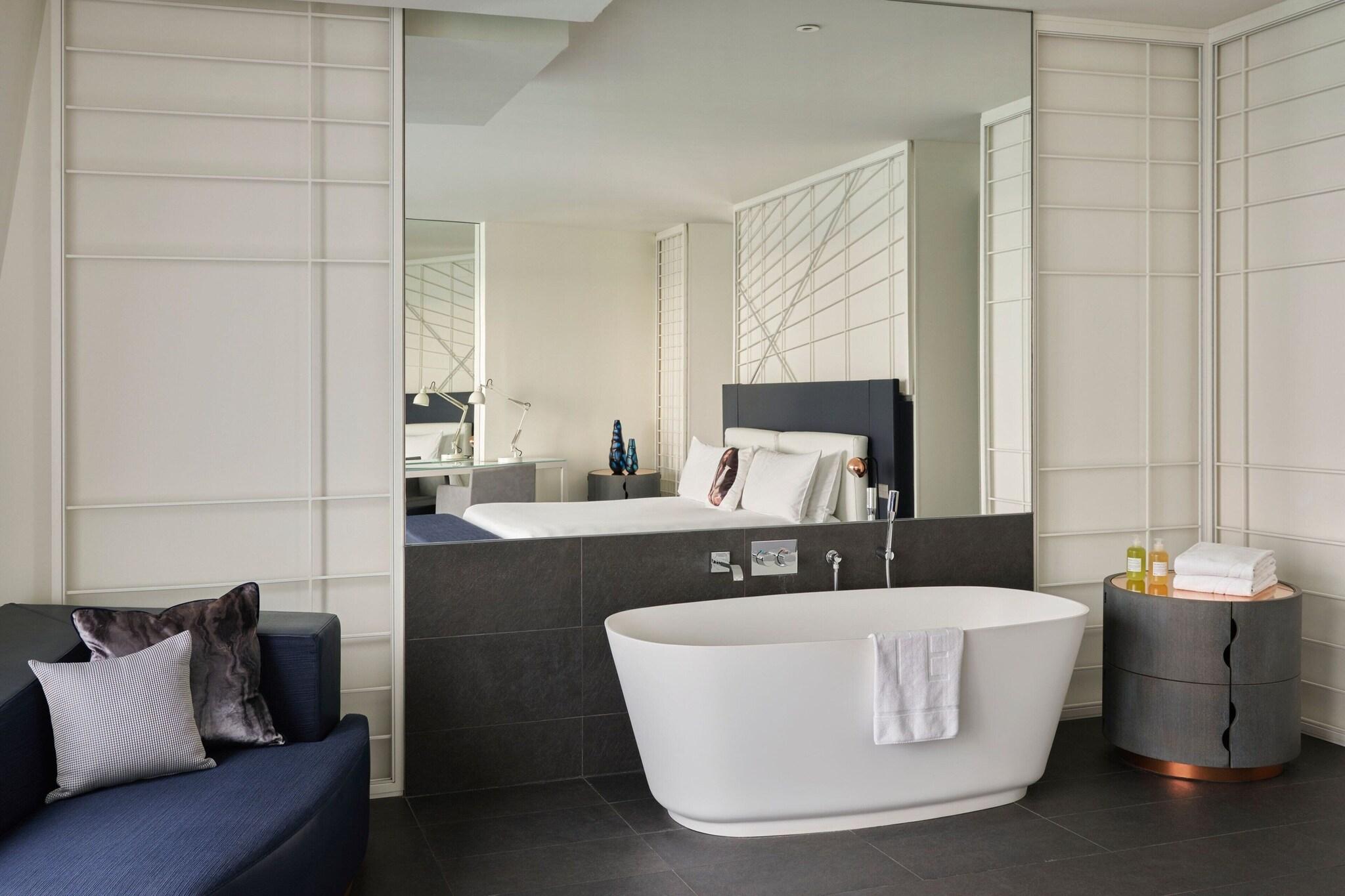 Suite King Bed One Bedroom 