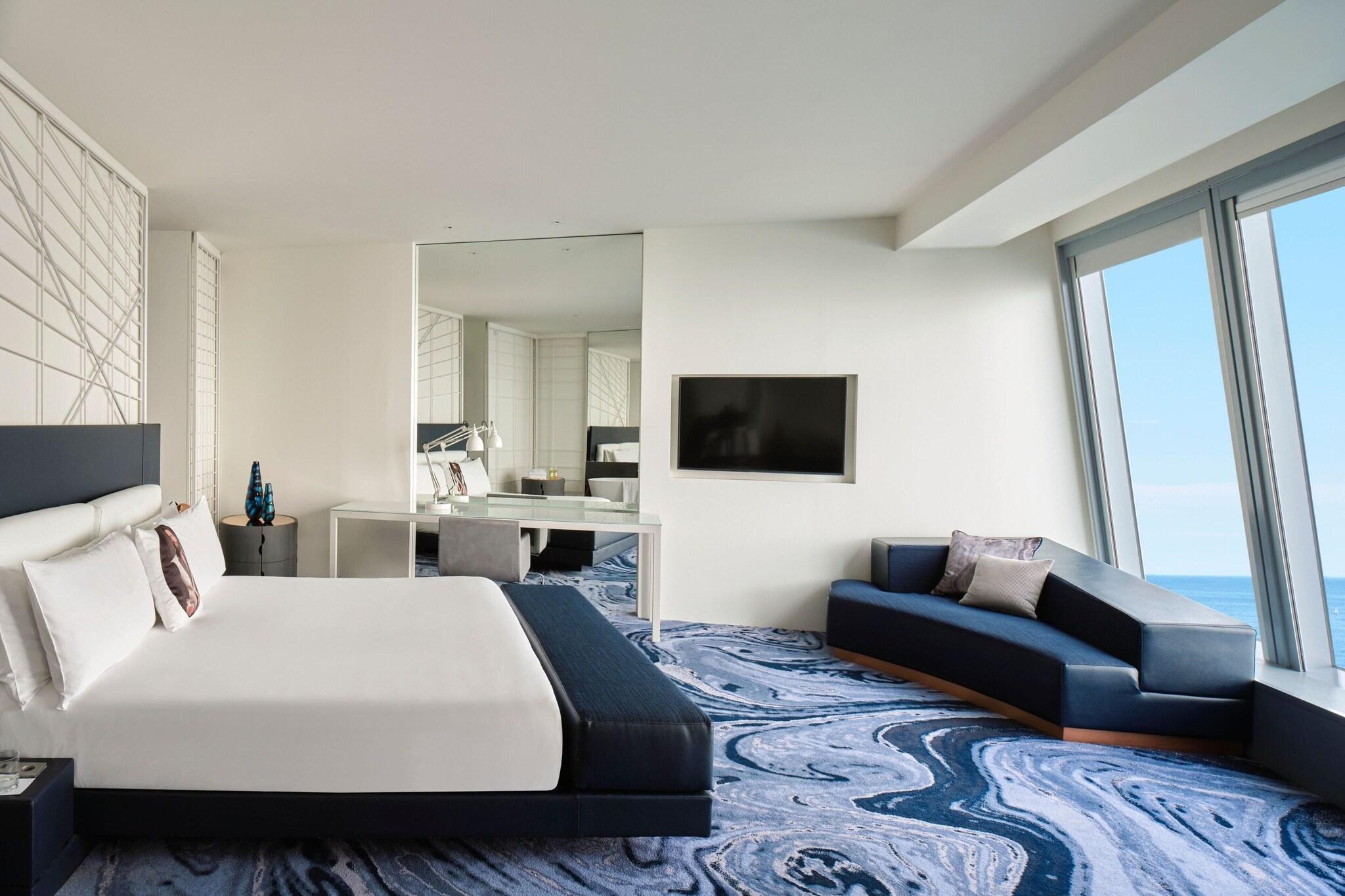 Suite King Bed One Bedroom 