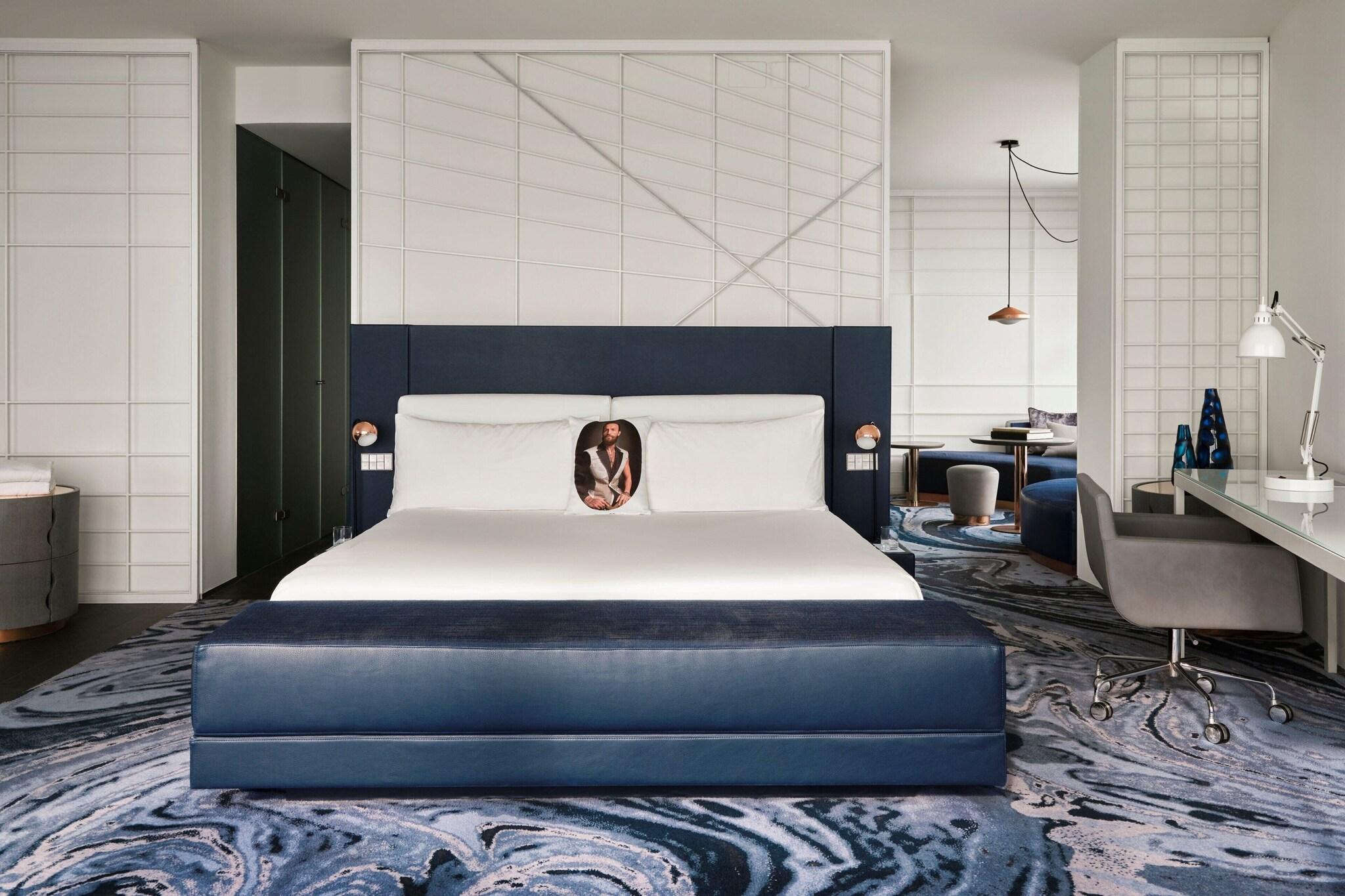 Suite King Bed One Bedroom 