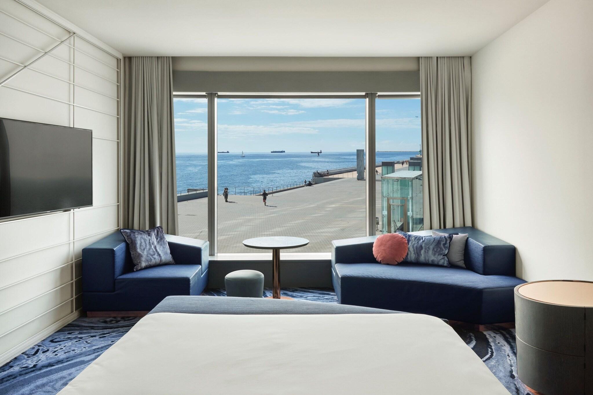 Double King Size Bed