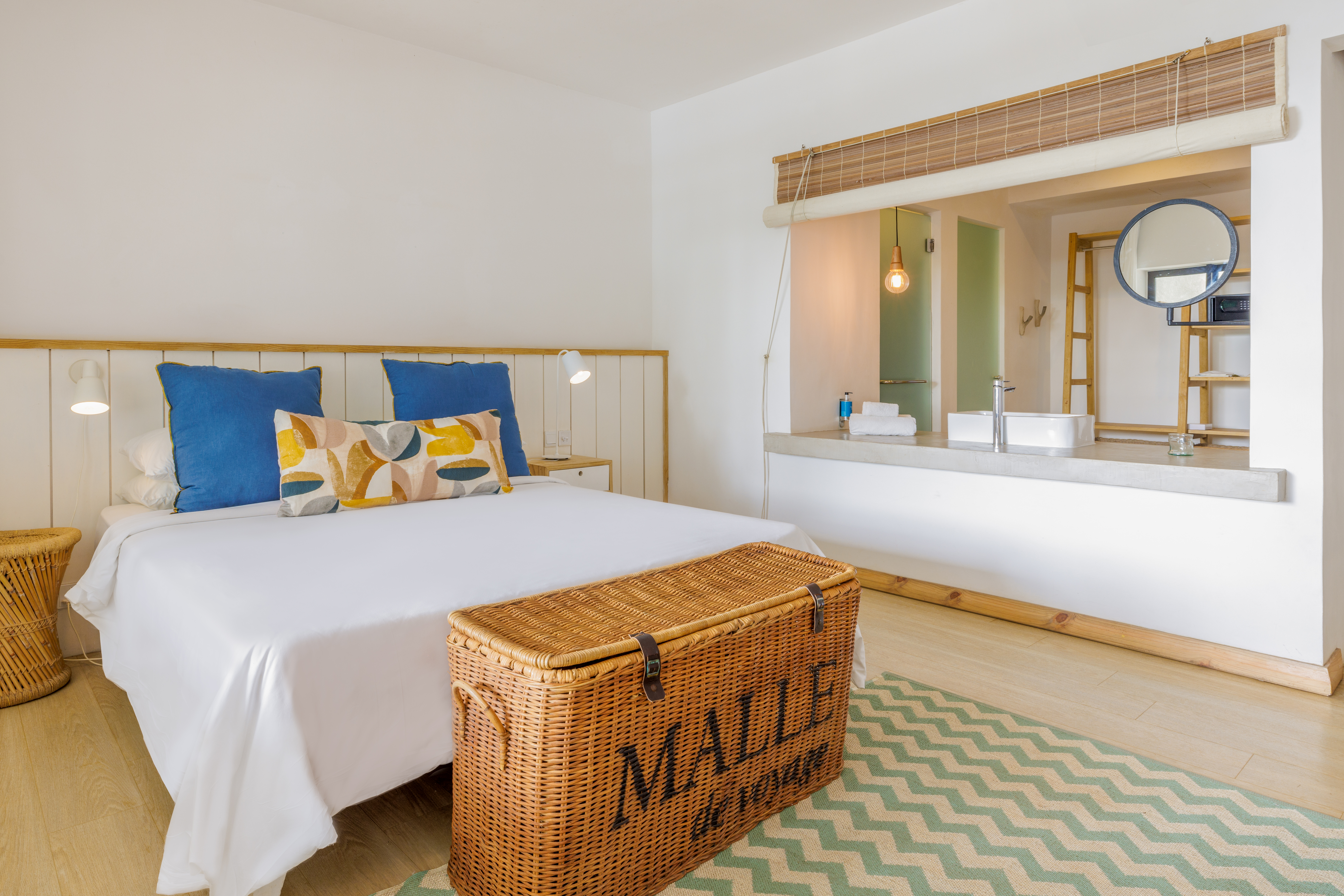 Apartment Capacity 4