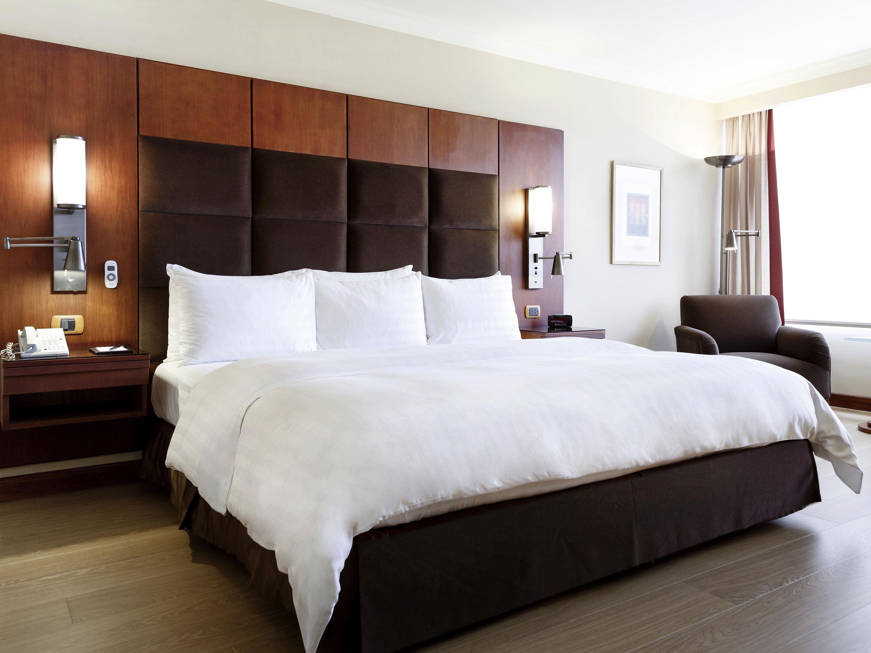 Room Premier King Bed