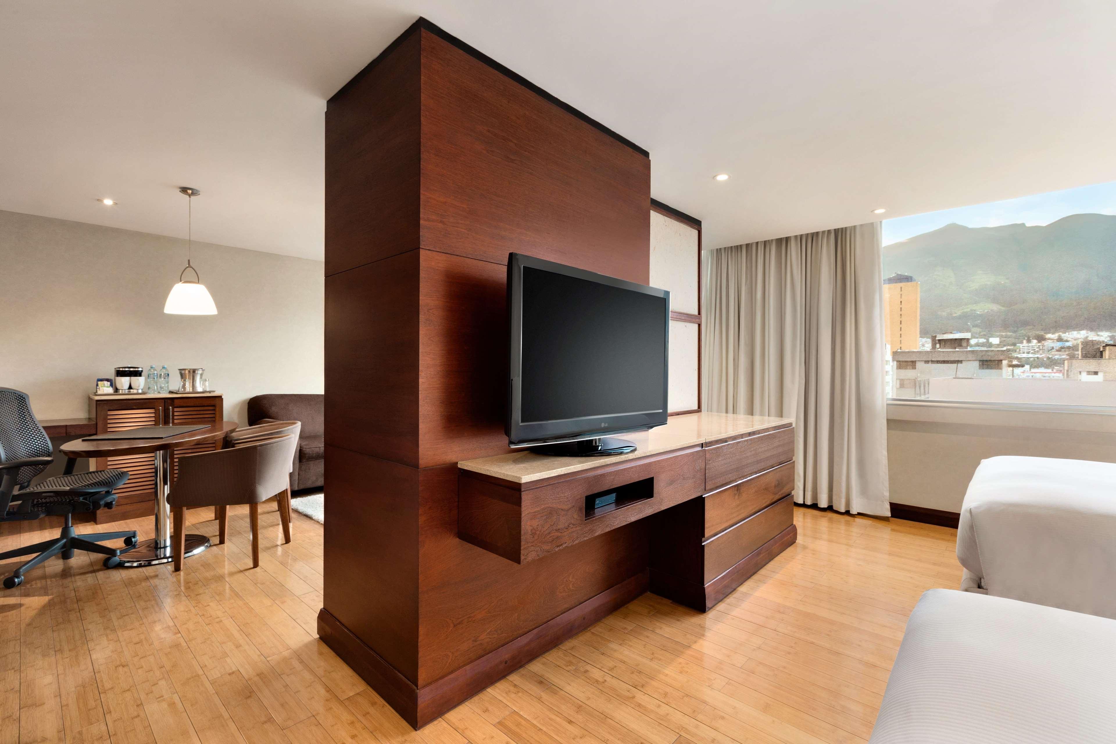 Suite Executive King Bed