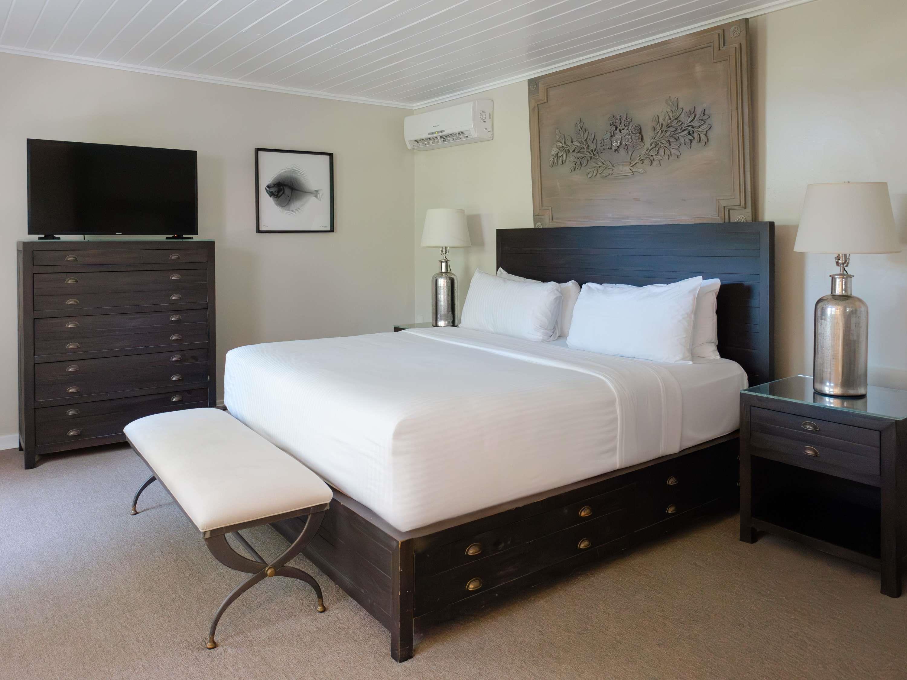 Villa King Bed Two Bedrooms