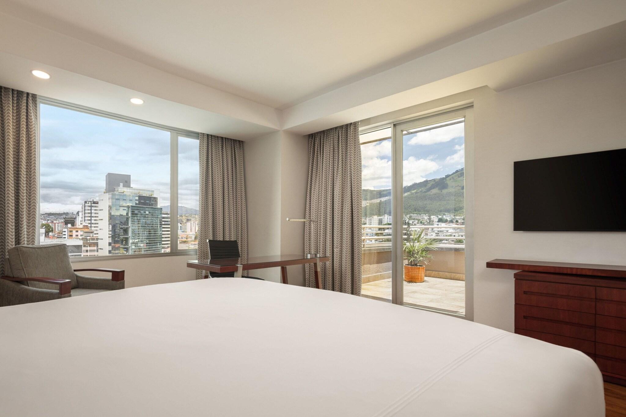 Suite City View