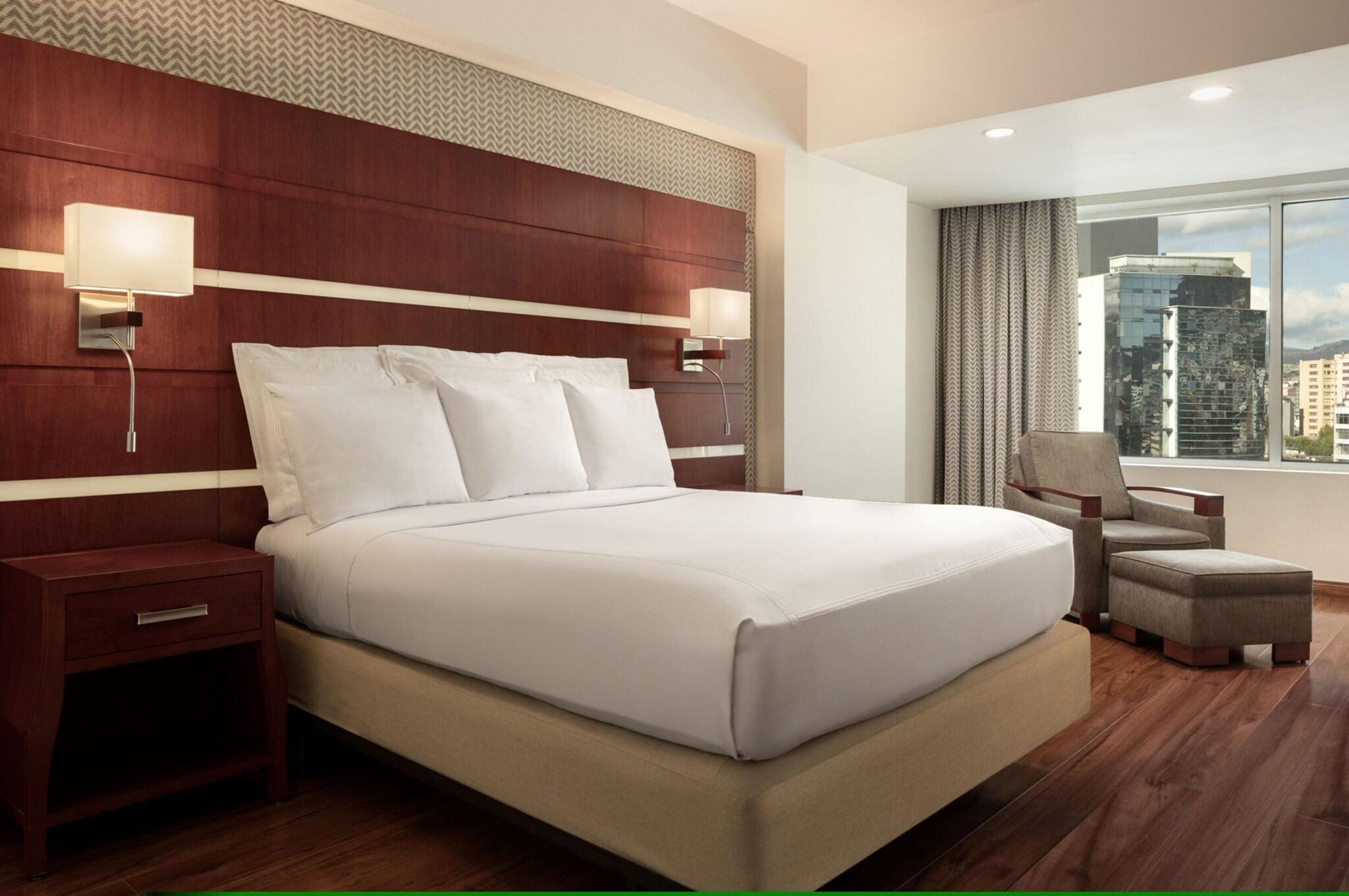 Suite City View