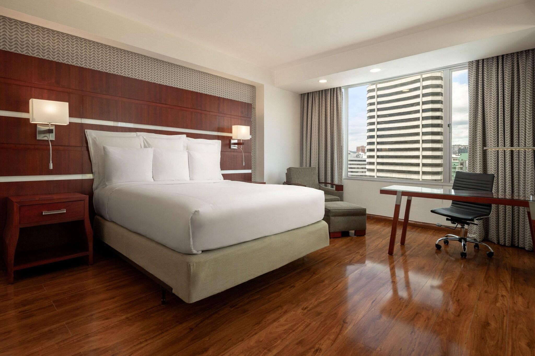 Suite City View