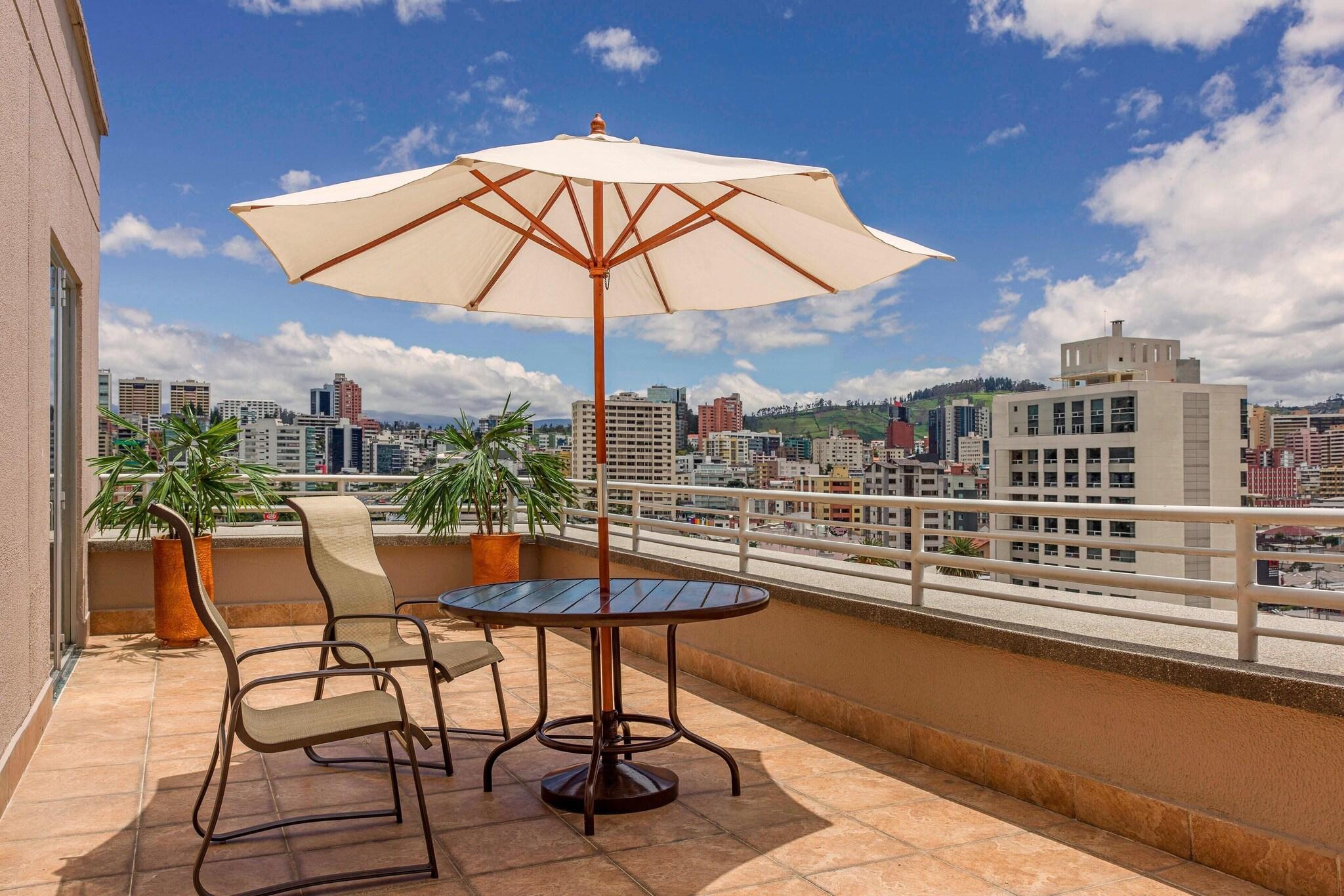 Suite City View