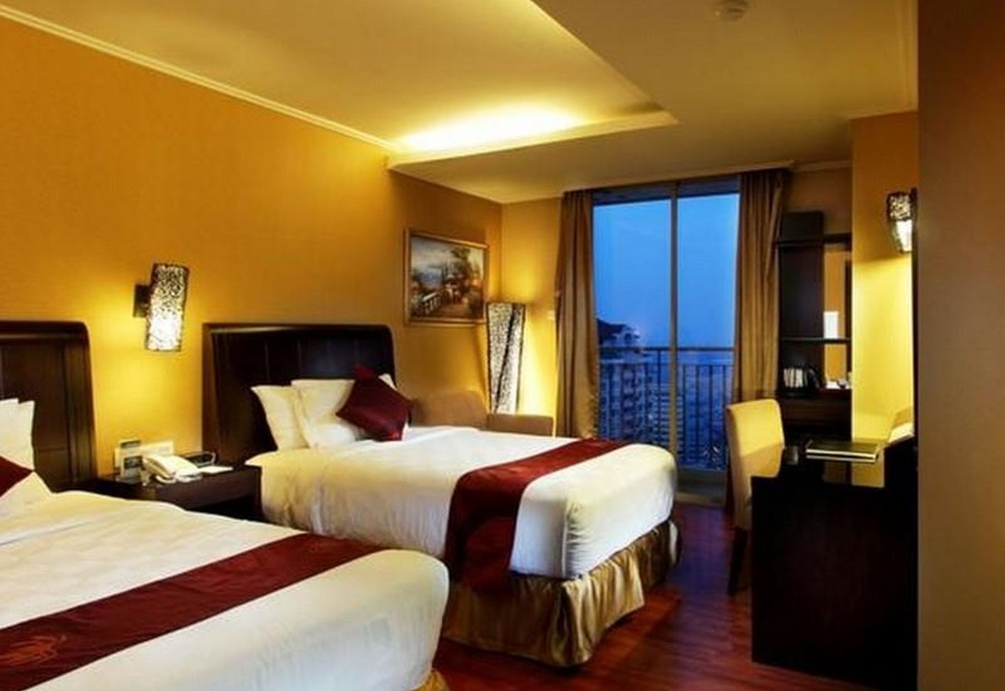 Double or Twin Deluxe