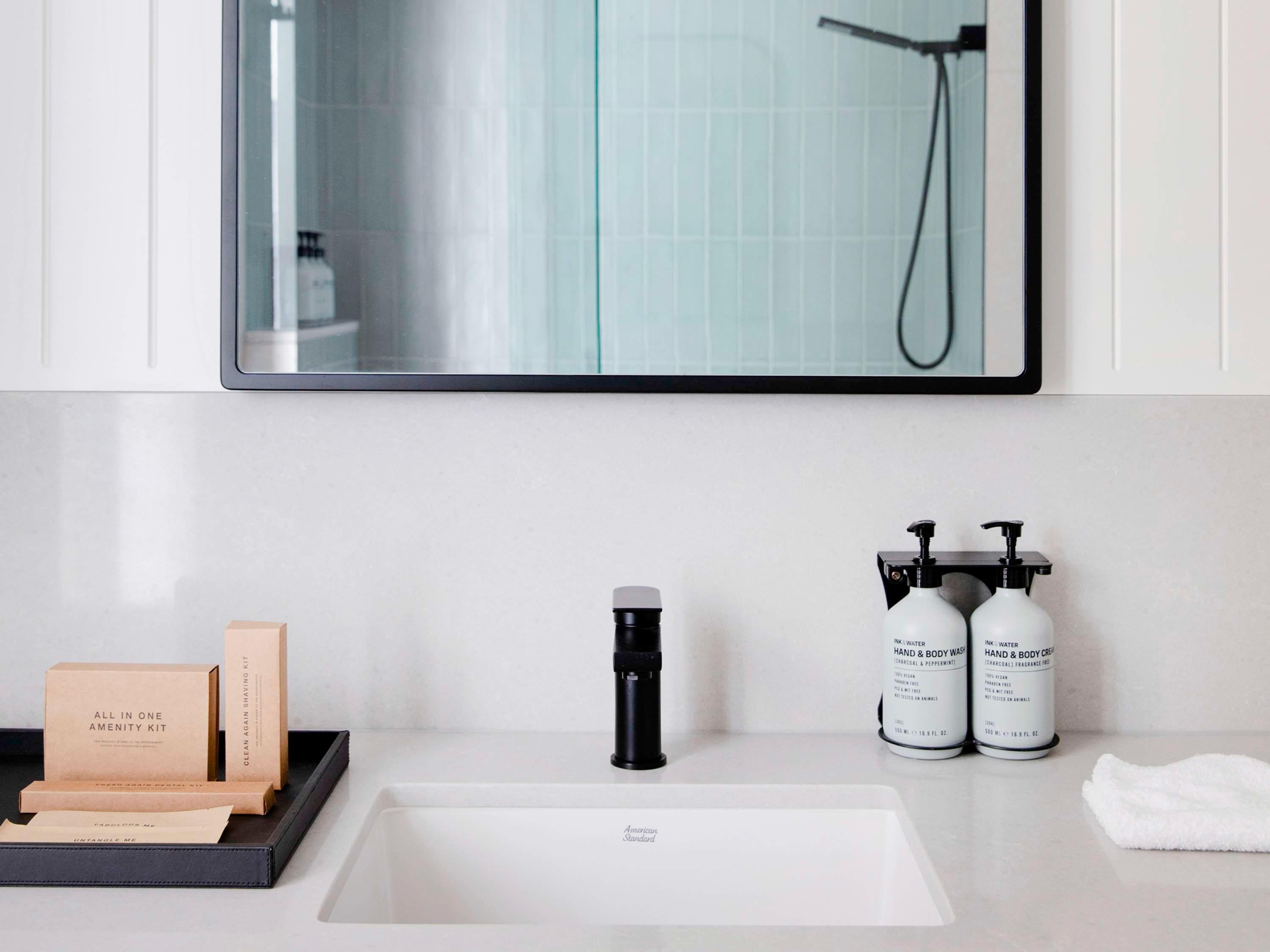 Suite Ocean View King Bed