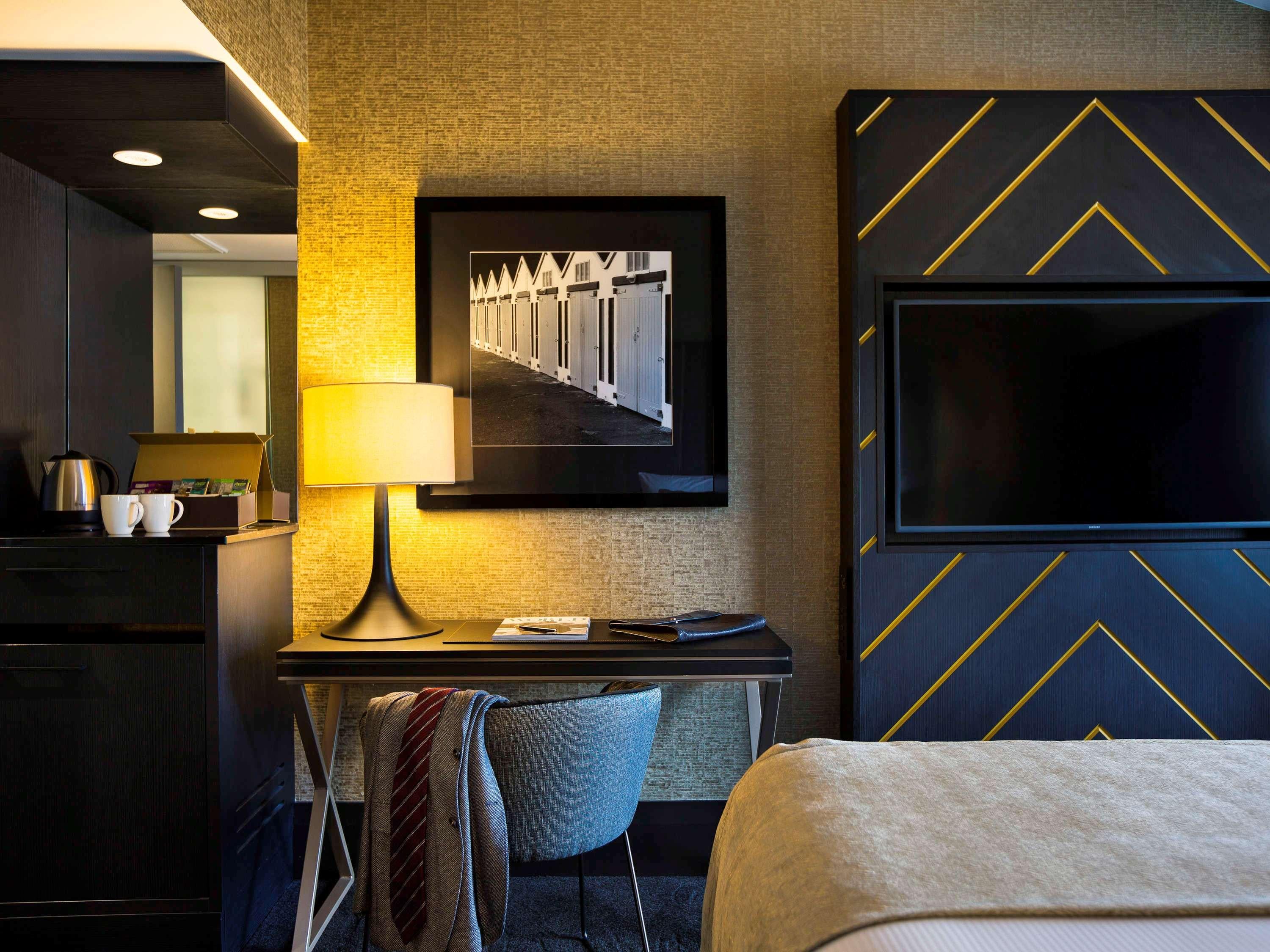 Double Superior King Bed