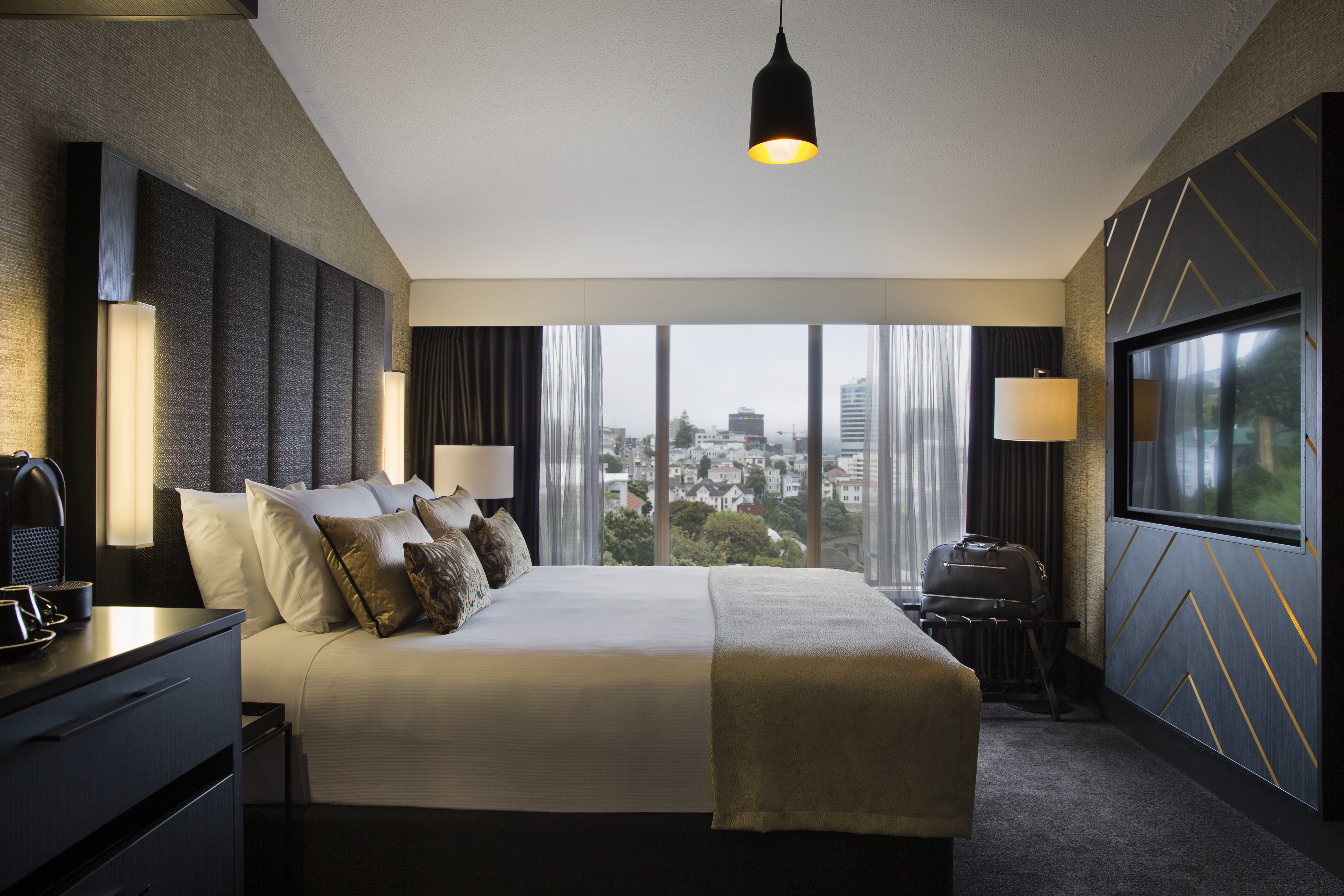 Double Executive King Bed