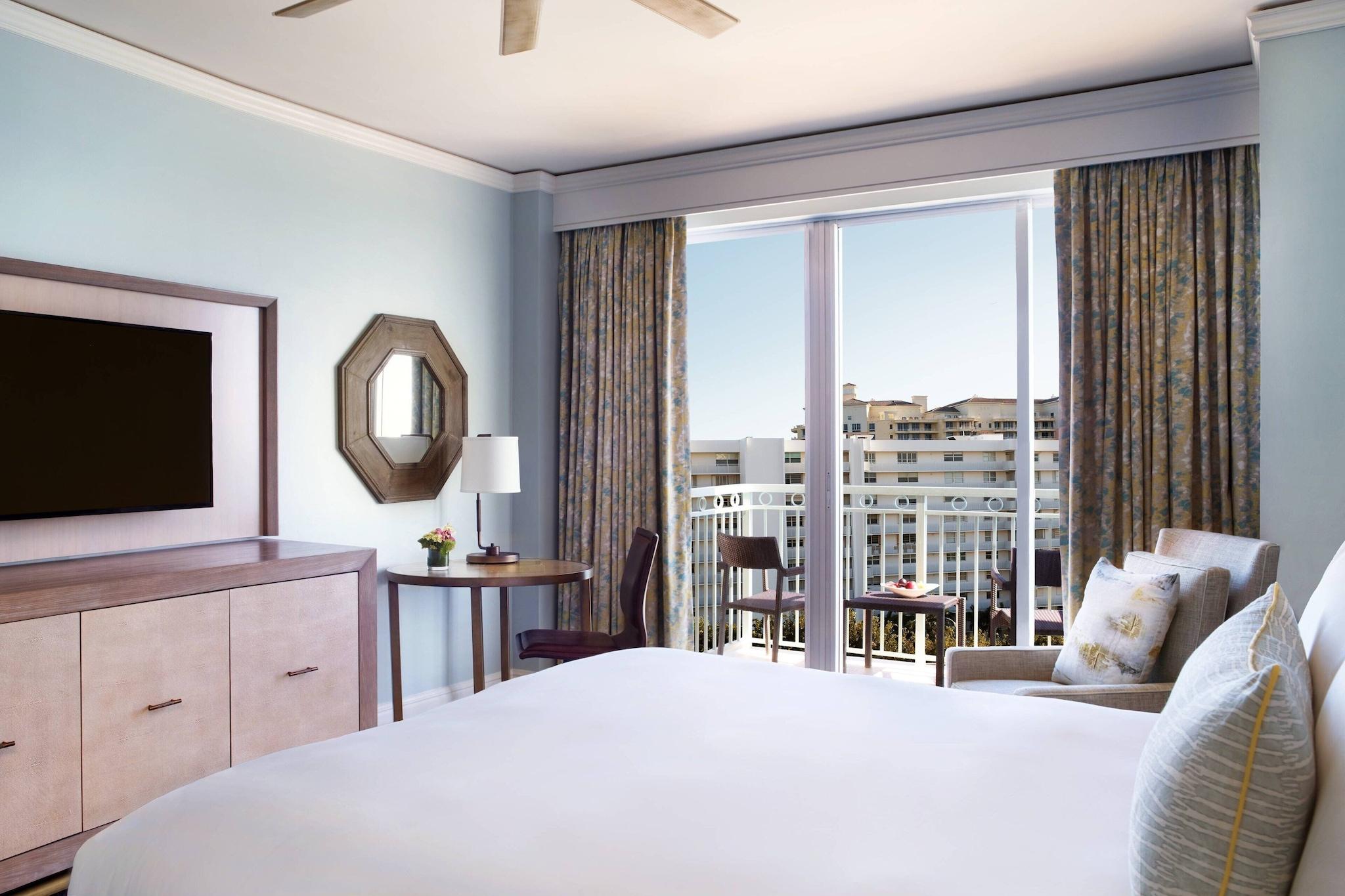 Double Accessible with Views