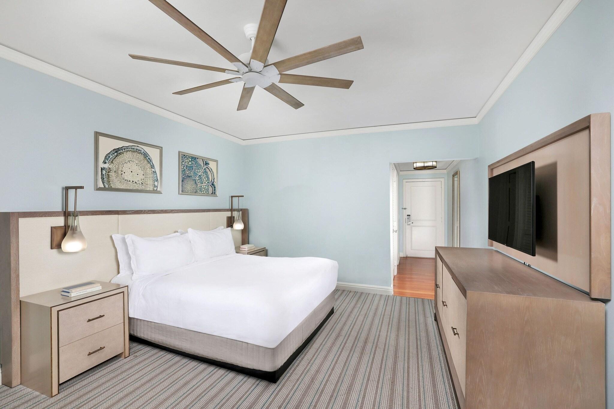 Double Bay View King Bed