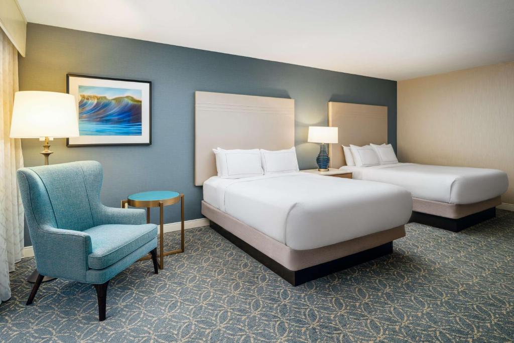 Double Two Queen Beds